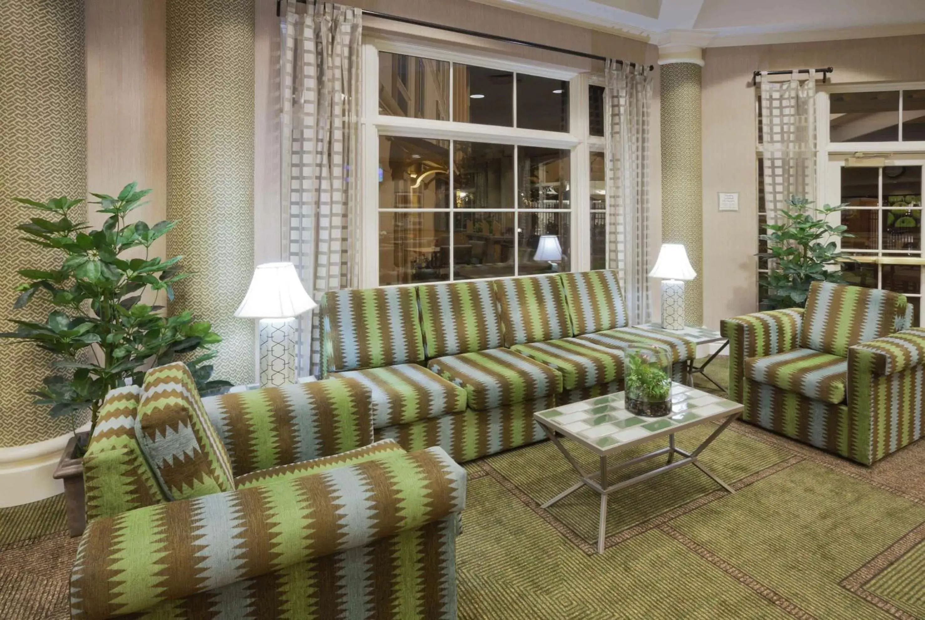 Lobby or reception, Seating Area in La Quinta by Wyndham Salt Lake City Airport