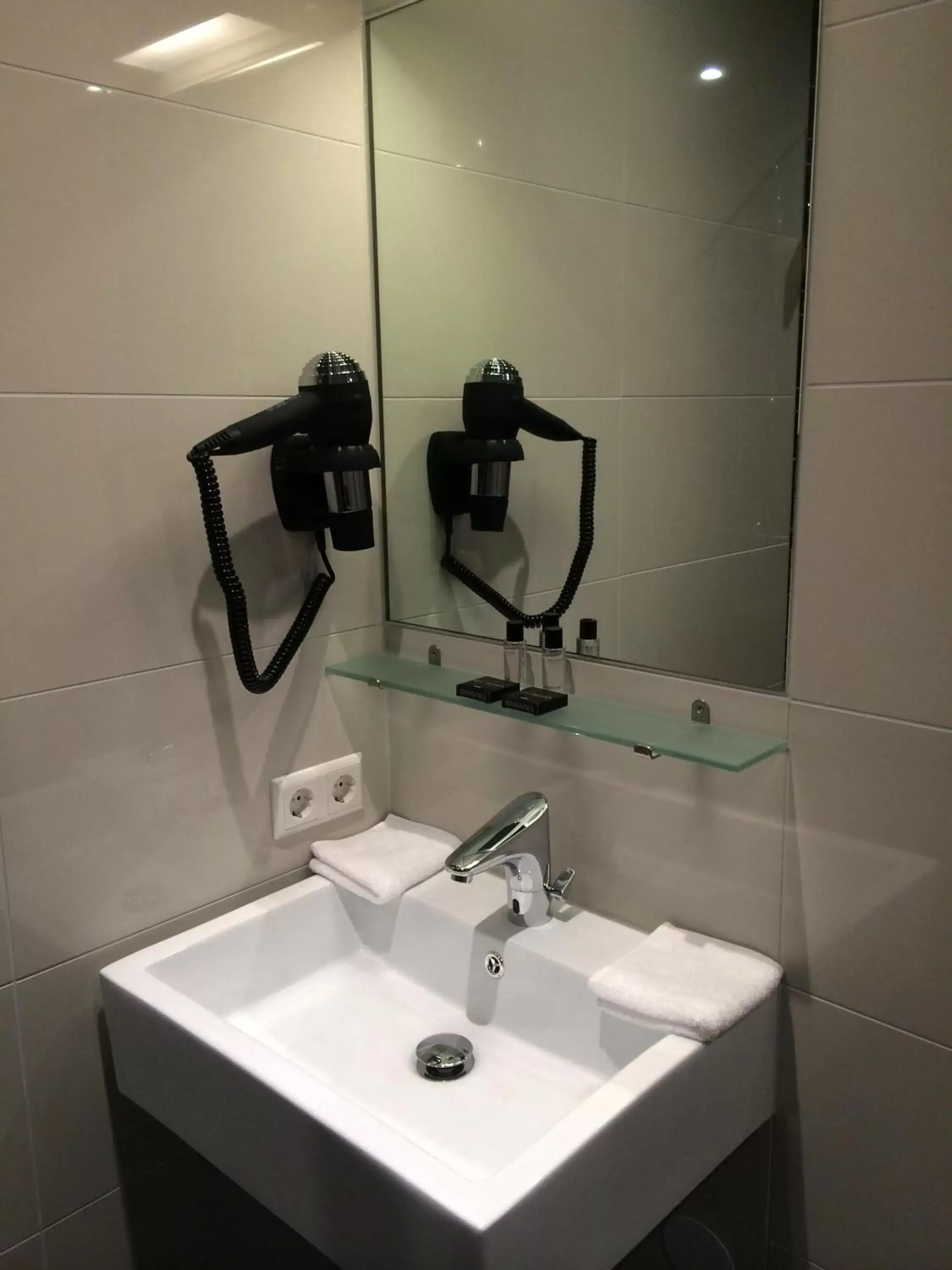 Bathroom in Royal Amsterdam Hotel