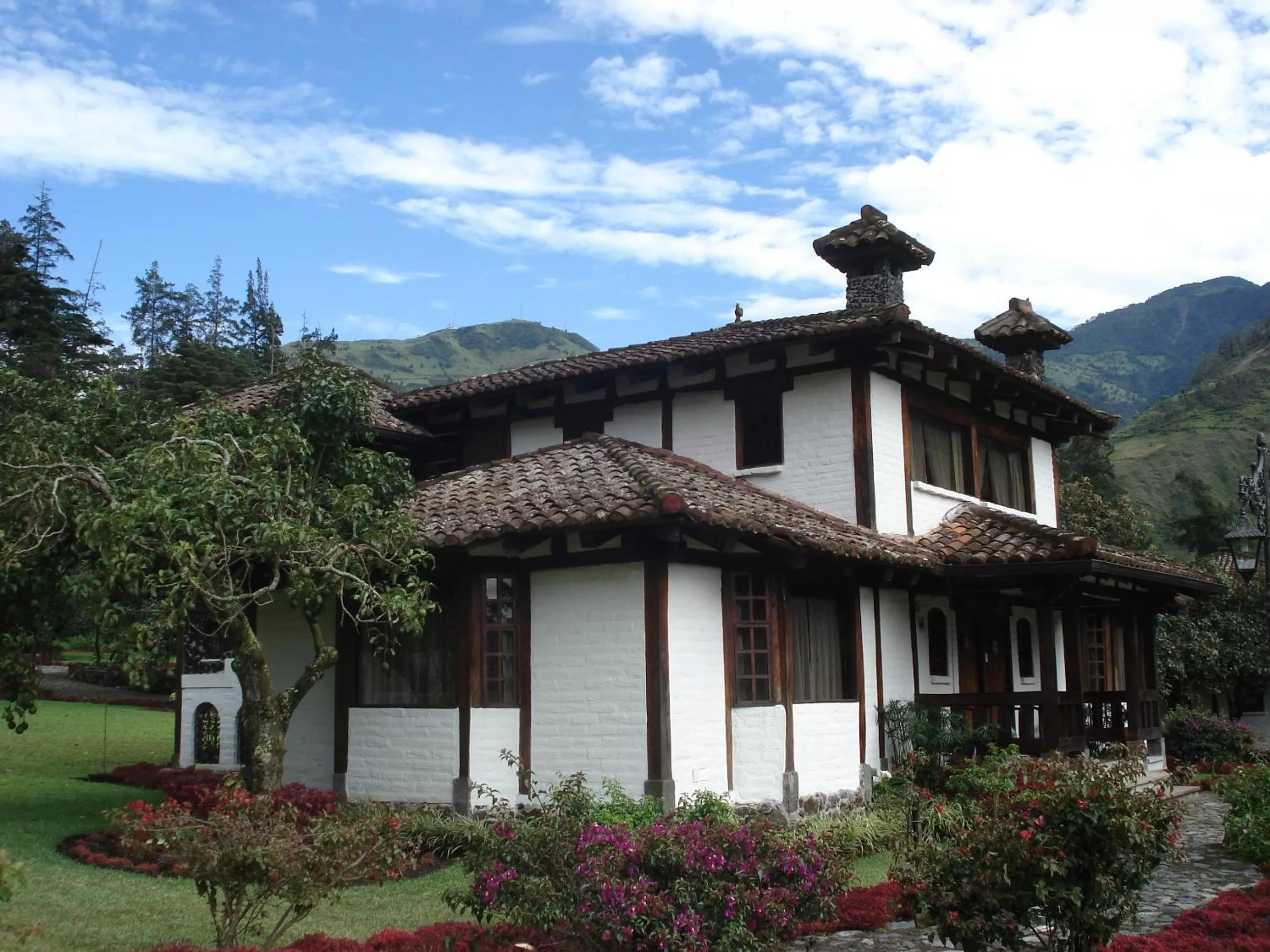 Facade/entrance in Samari Spa Resort