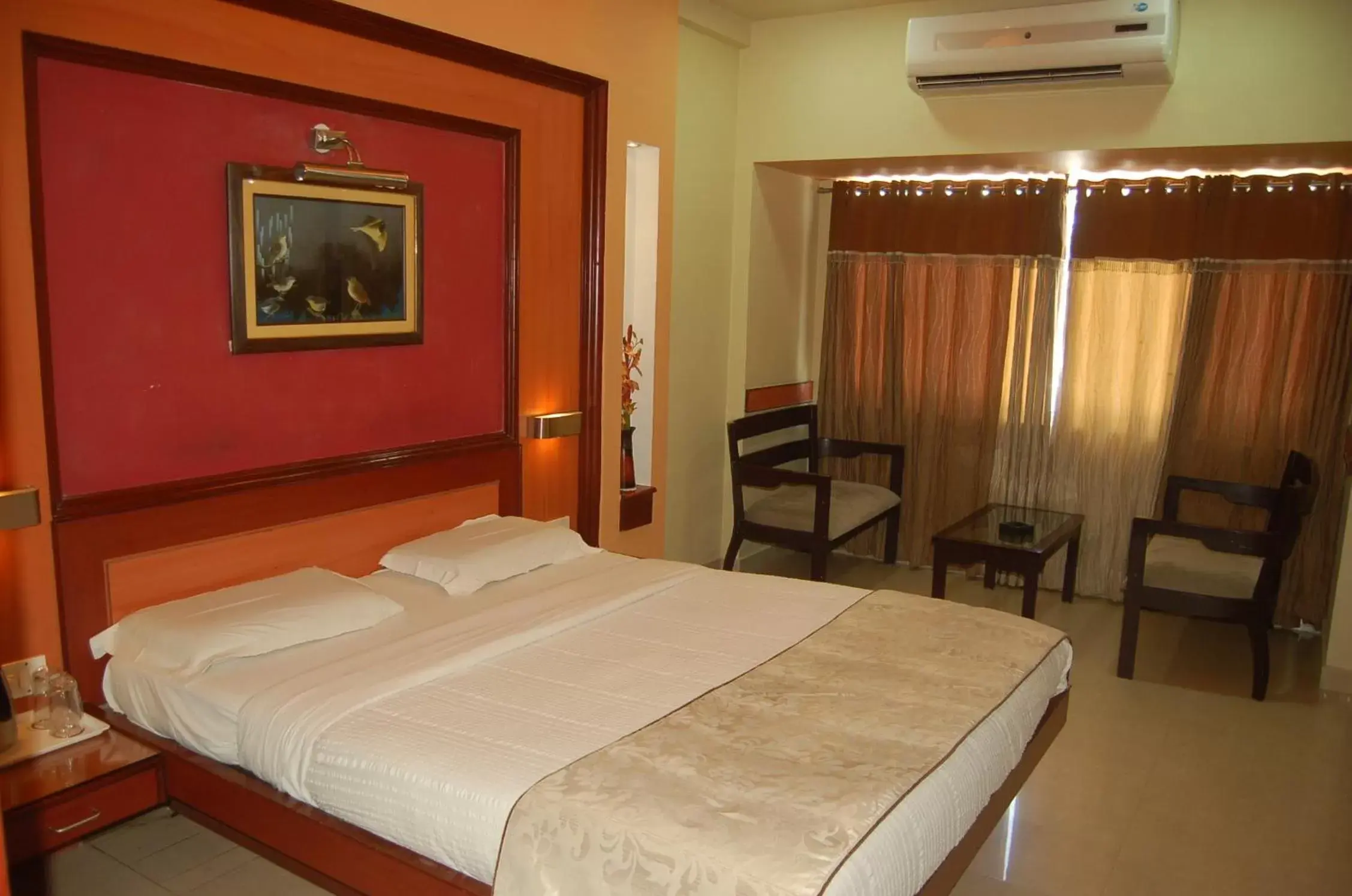 Deluxe Double Room in Hotel Holiday Resort