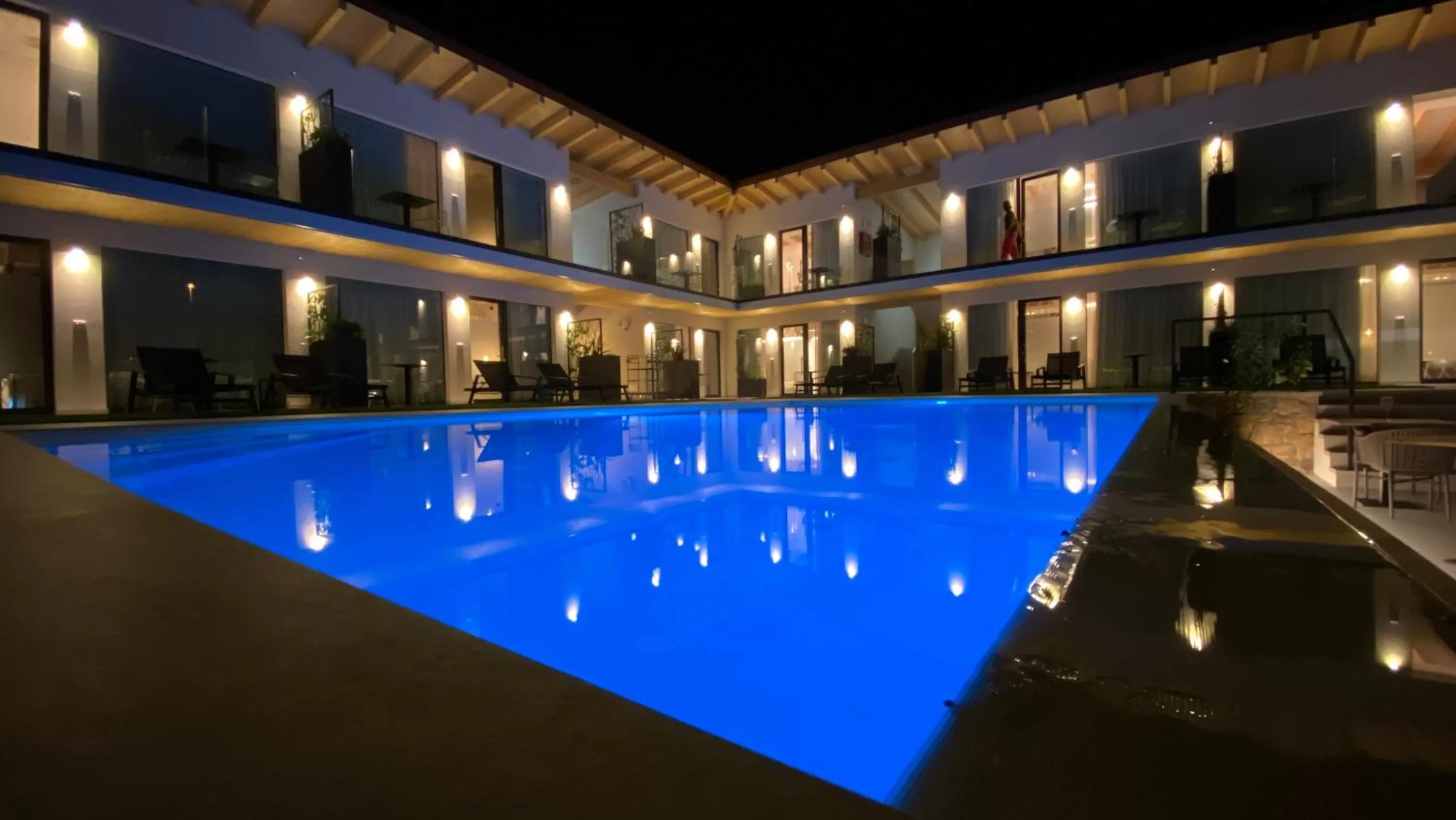 Pool view in Relais Limonaia - Suites & Garden SPA