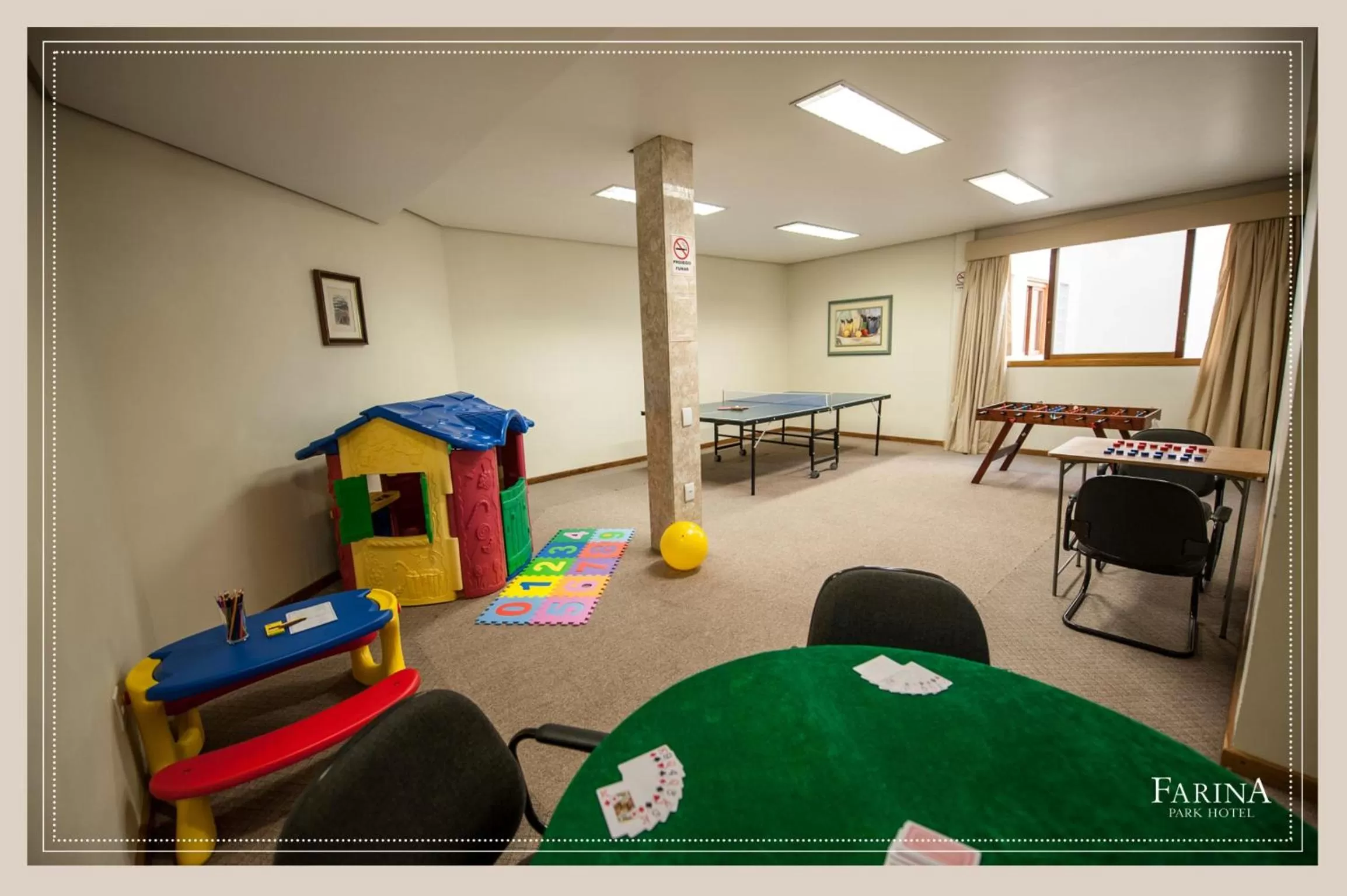 Game Room in Farina Park Hotel