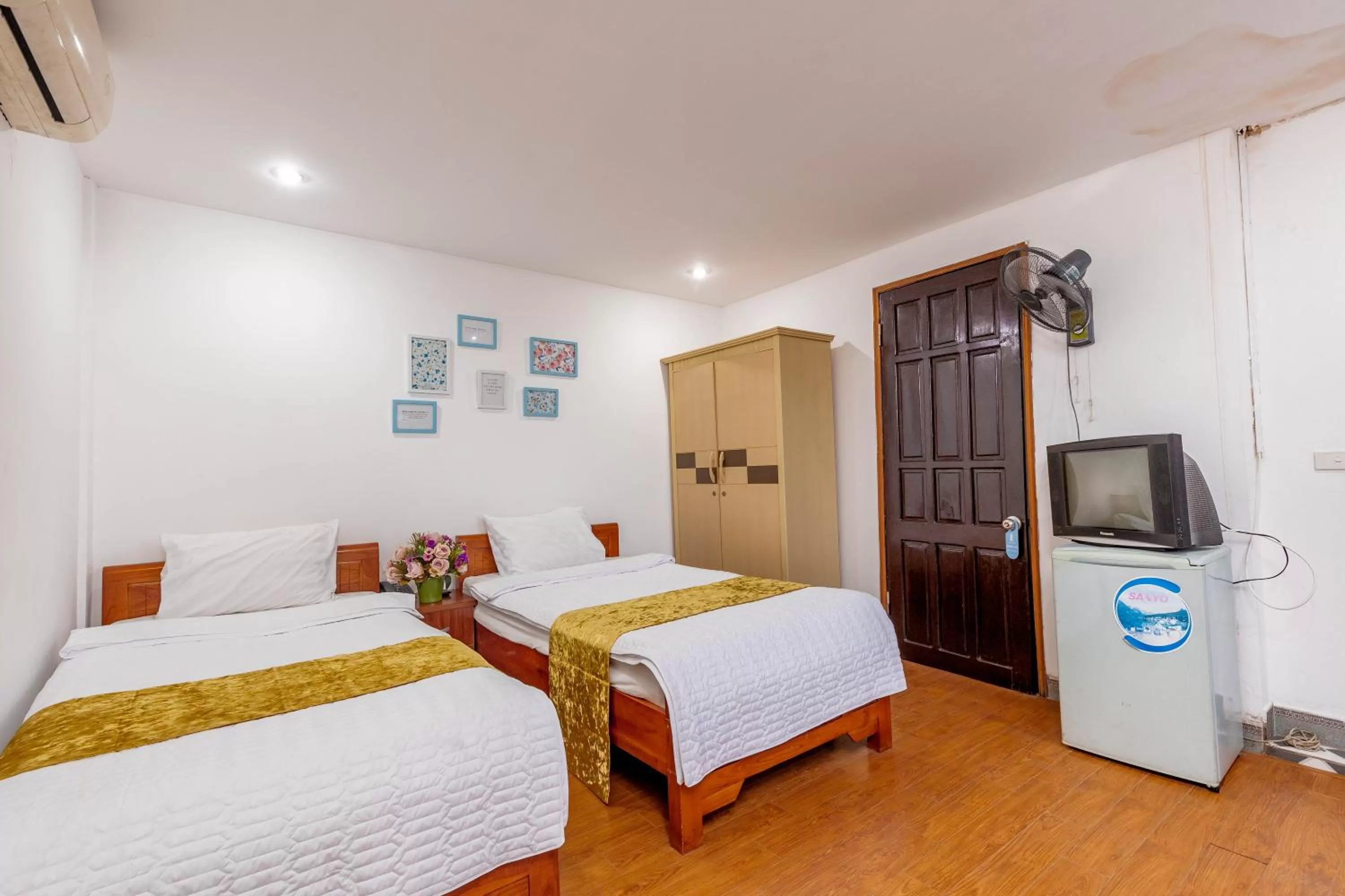 Bed in Hanoi View Legend Hotel