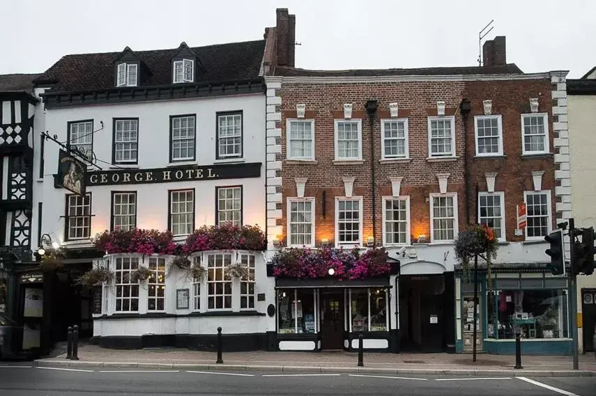 Facade/entrance, Property Building in George Hotel Wetherspoon