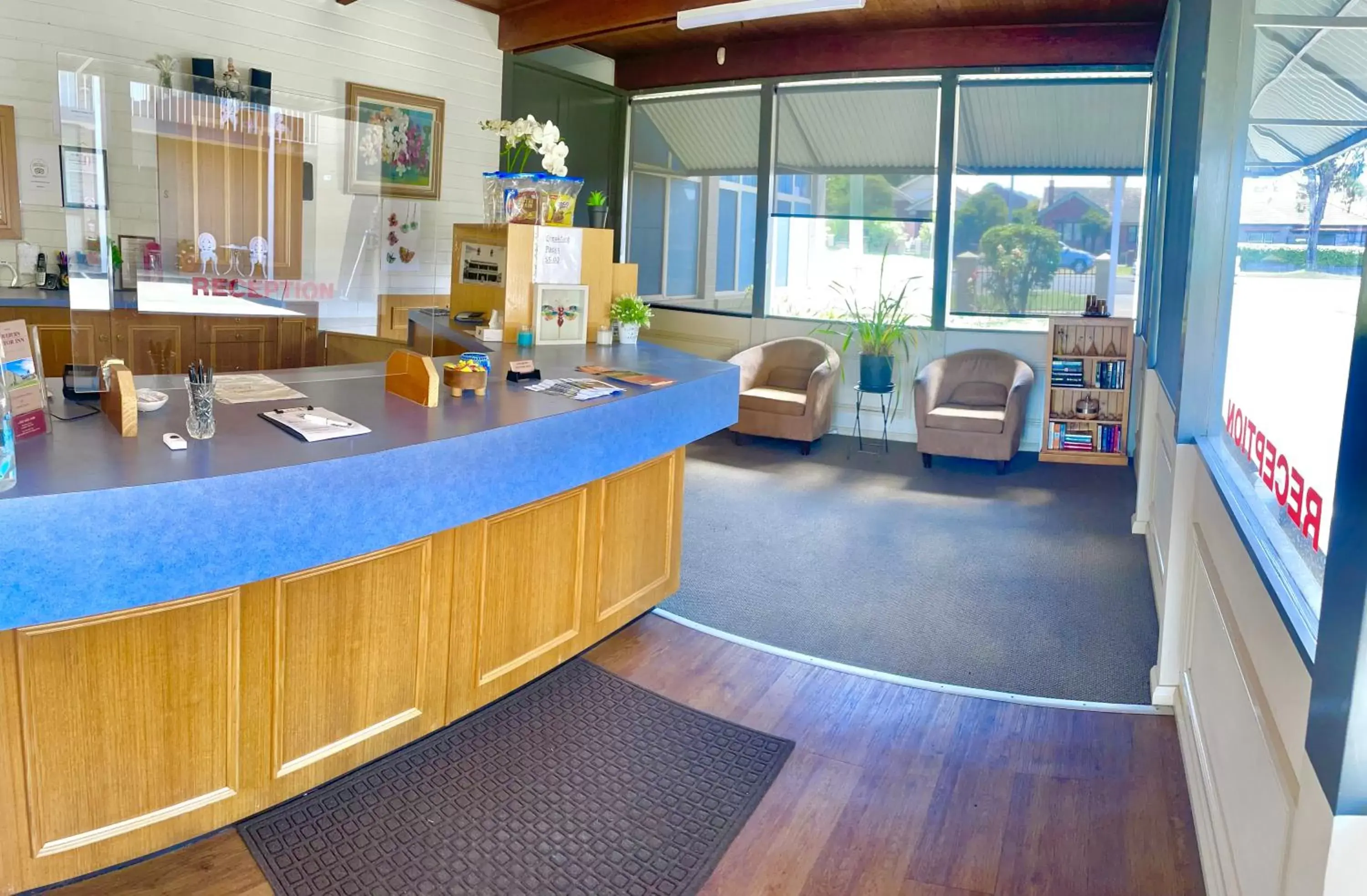 Lobby or reception in Goulburn Motor Inn