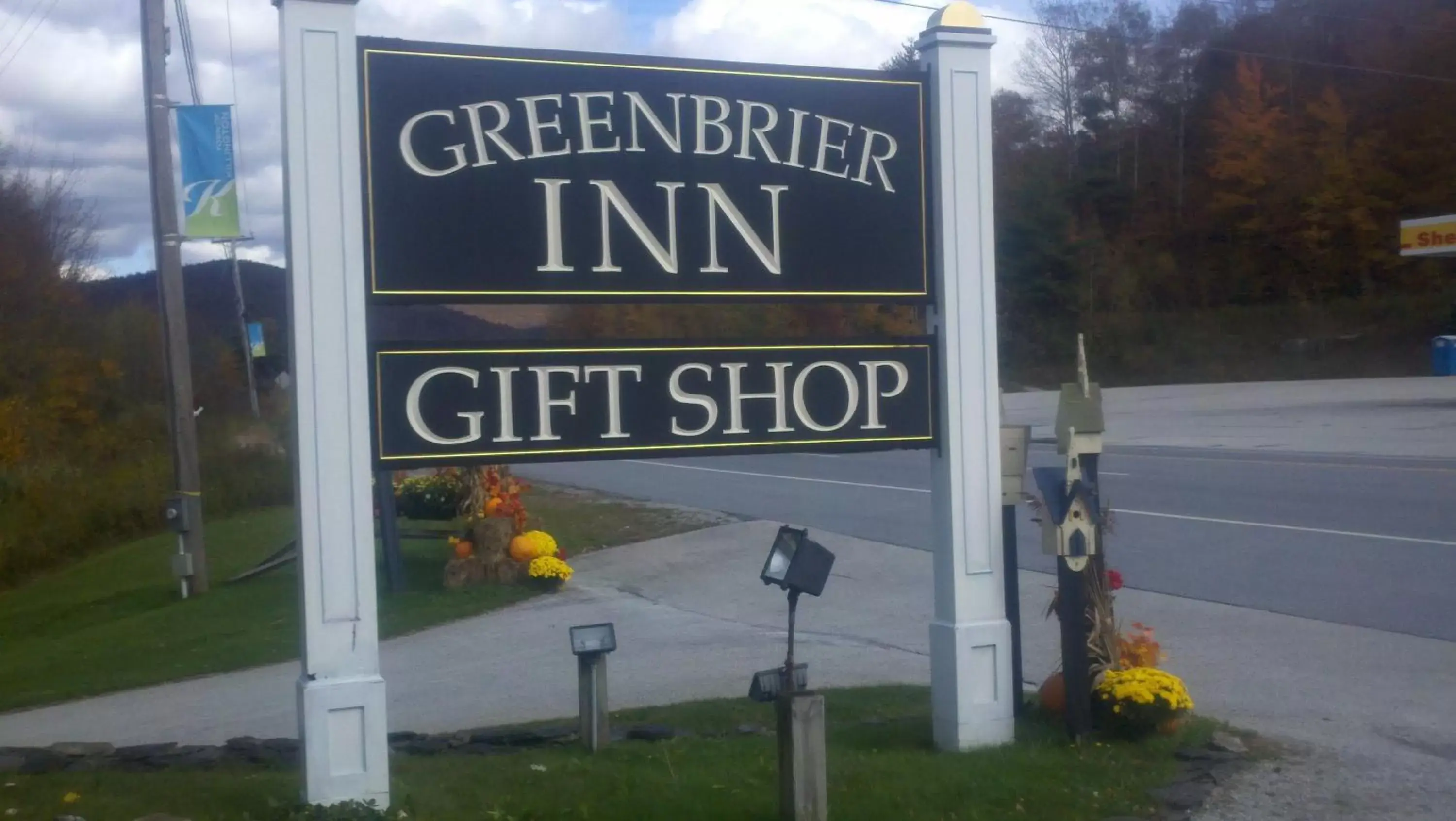 Facade/entrance in Greenbrier Inn Killington