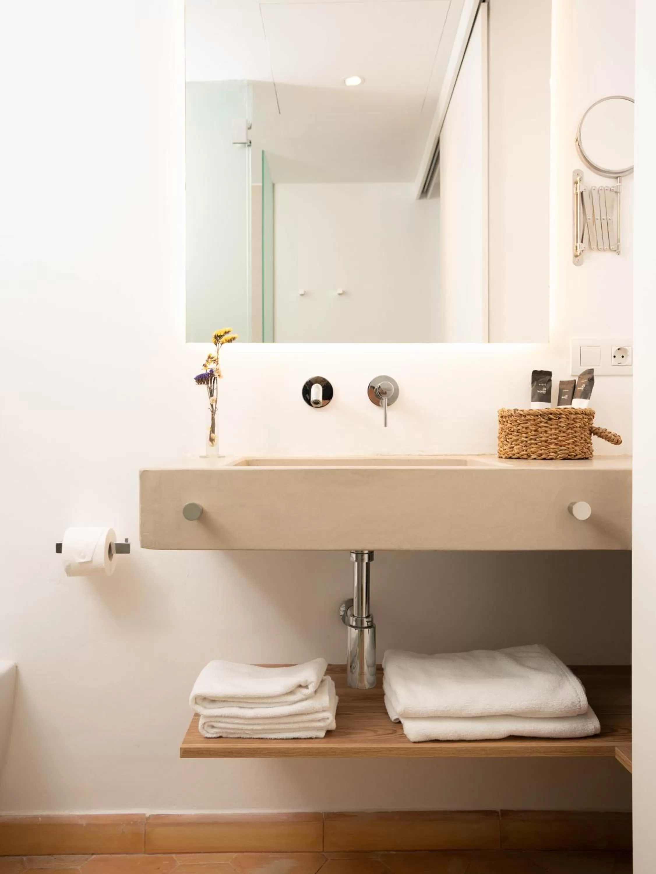 Bathroom in Hotel Boutique Can Pocovi