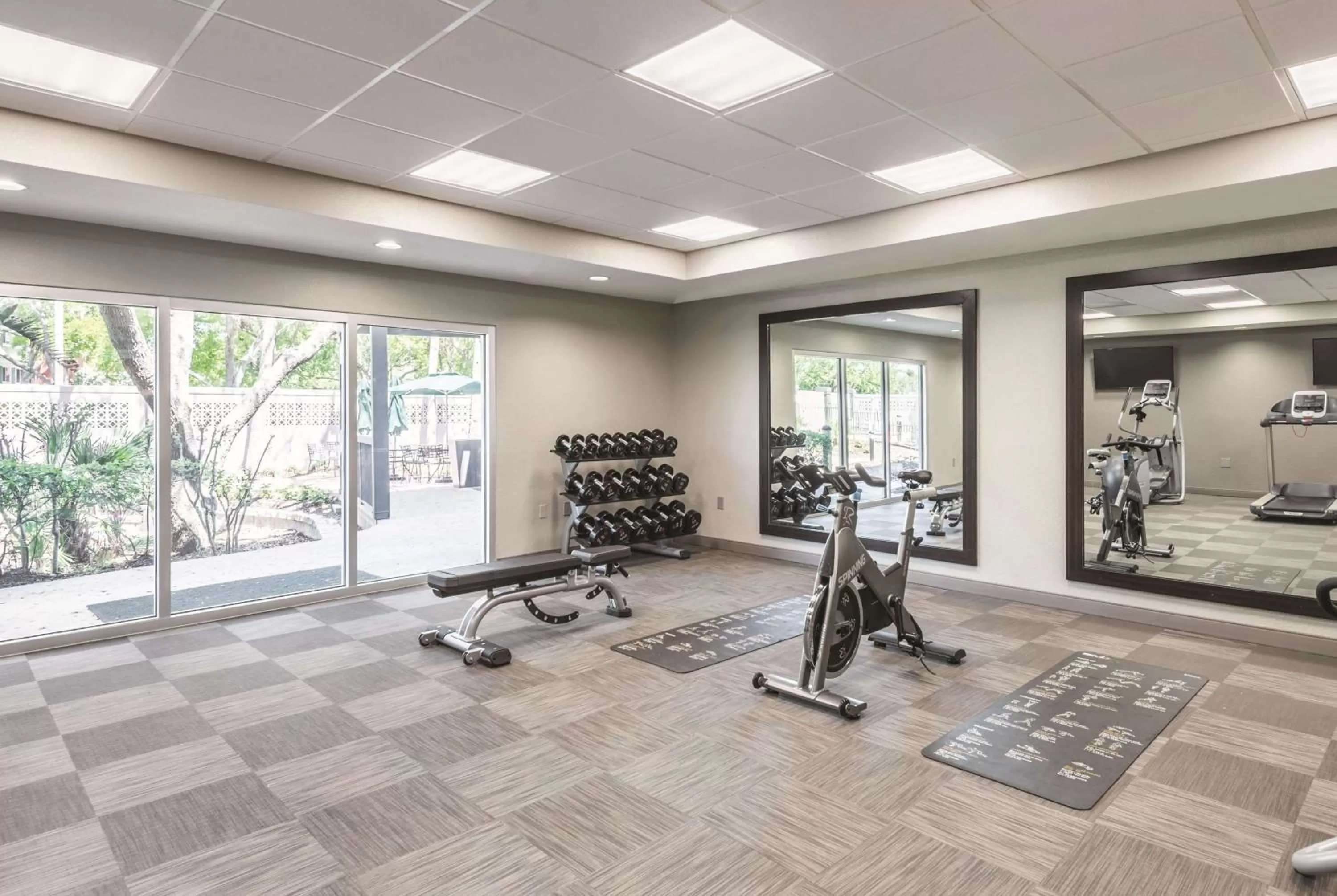Fitness centre/facilities in La Quinta by Wyndham Orlando Lake Mary