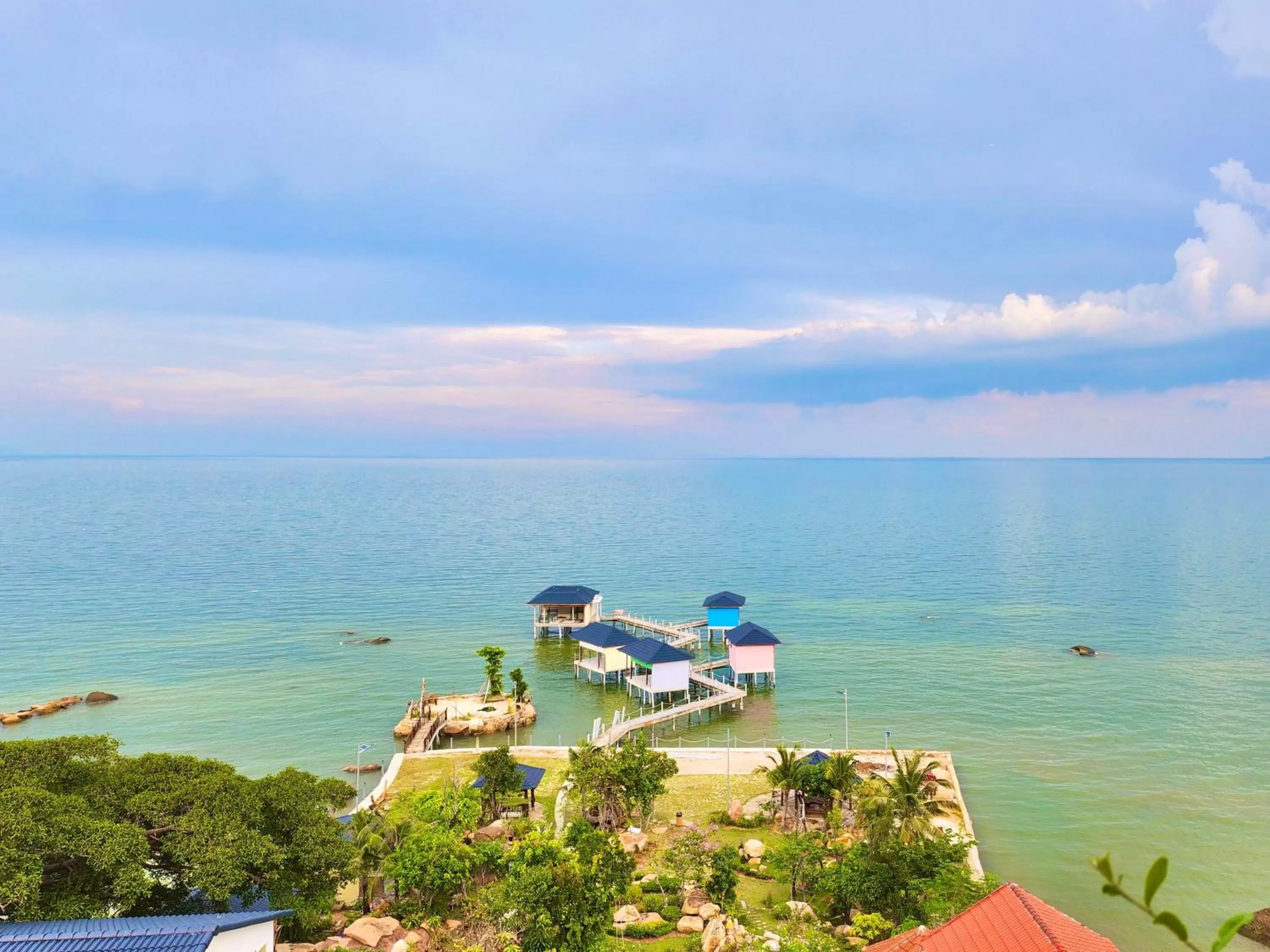 Voyage Phu Quoc Beach Resort