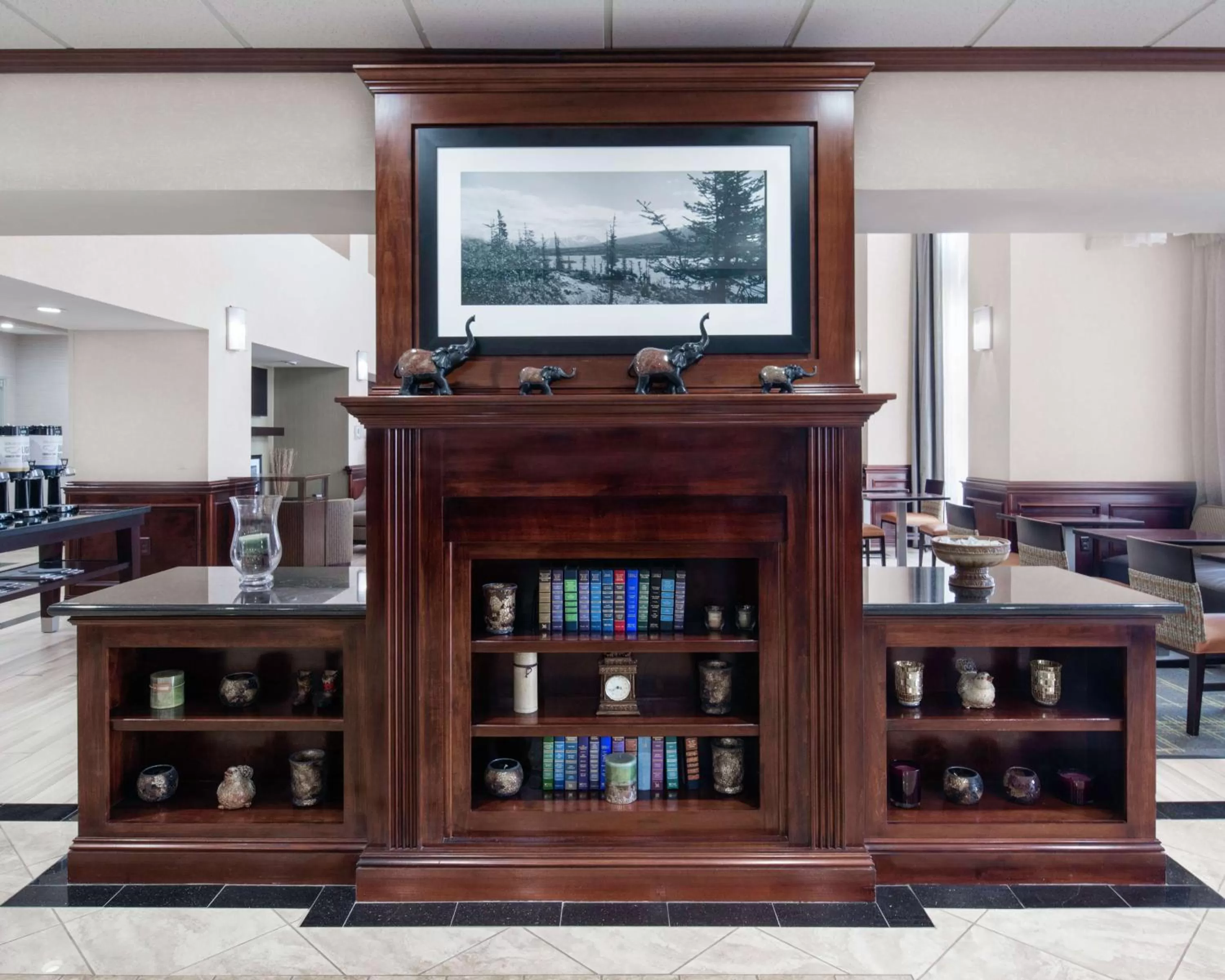 Lobby or reception in Hampton Inn & Suites Lubbock