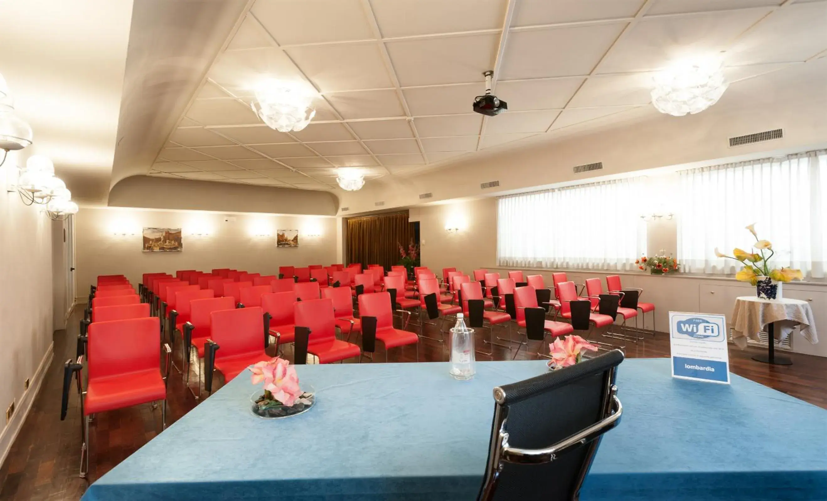 Meeting/conference room in Hotel Lombardia