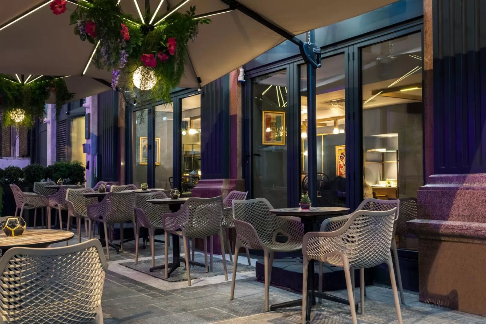 Restaurant/places to eat in Victory House Leicester Square