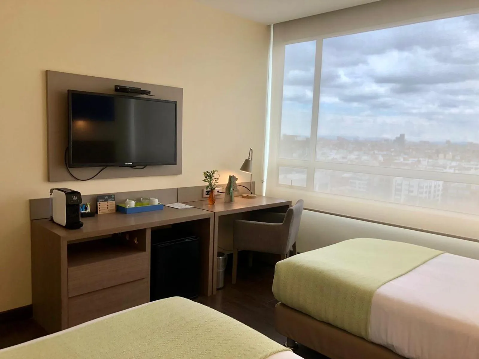 Bedroom, Bed in Hotel bh Usaquén