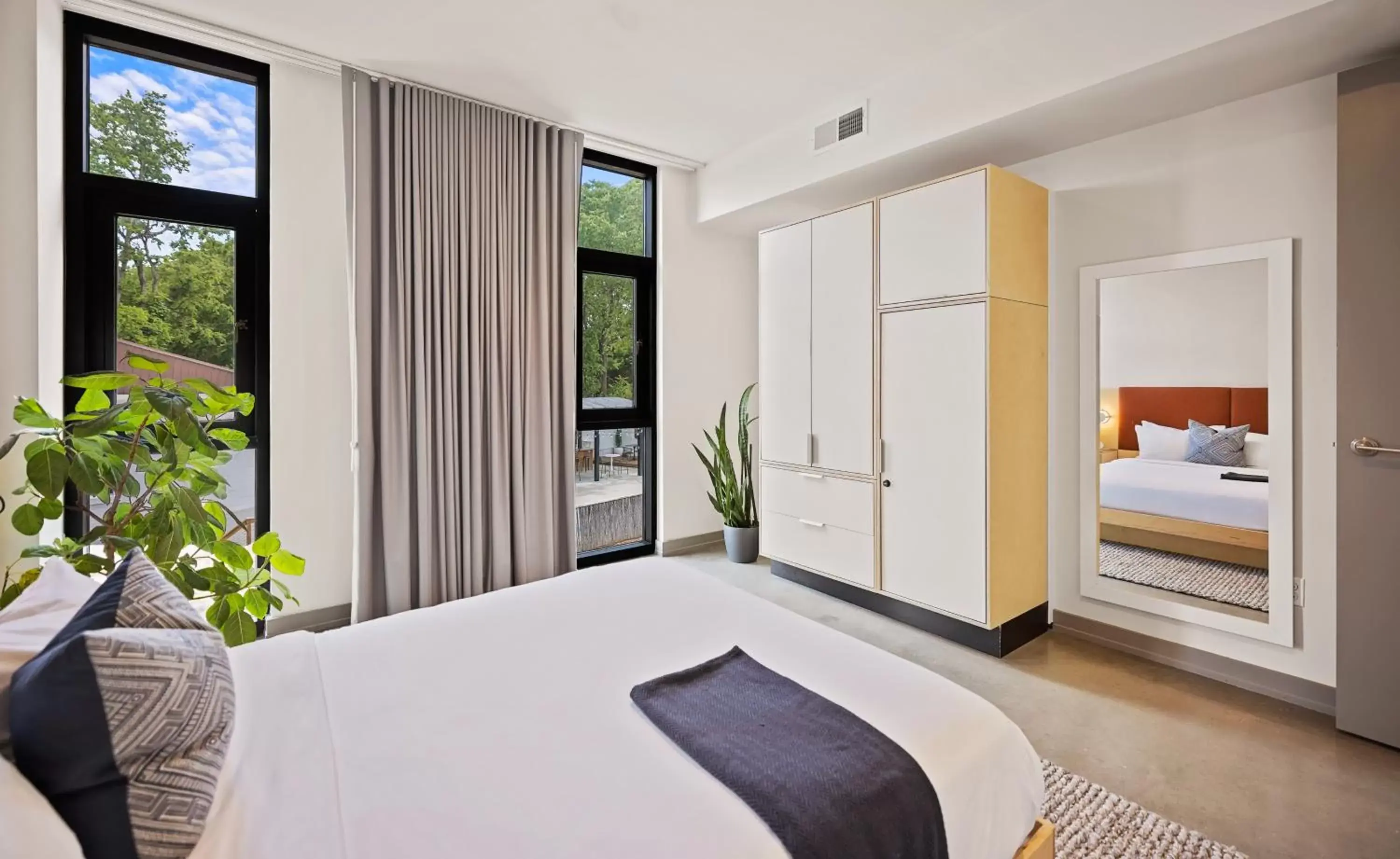 Bedroom, Bed in Harthall Hotel Bedroom, Bed in Harthall Hotel