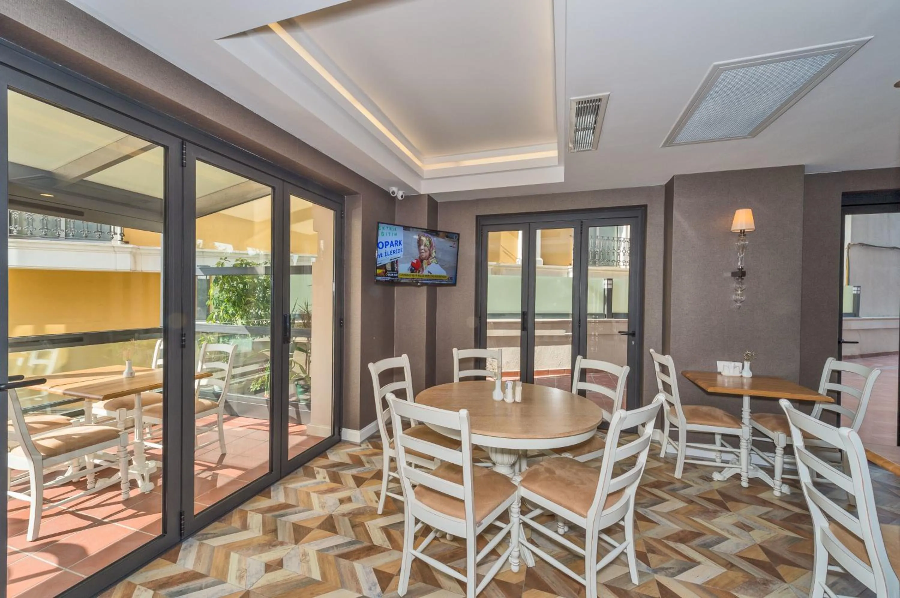 Decorative detail in Hanna Hotel