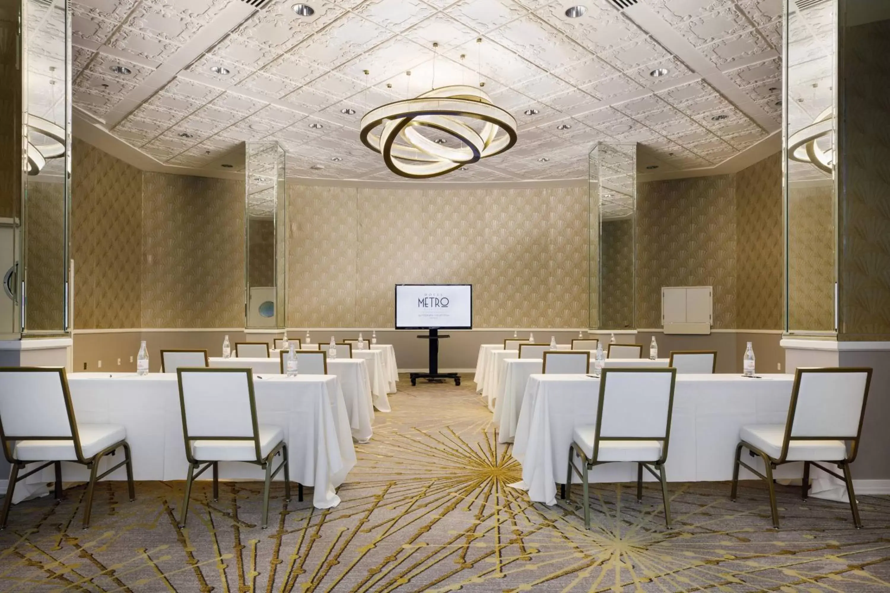 Meeting/conference room in Hotel Metro, Autograph Collection
