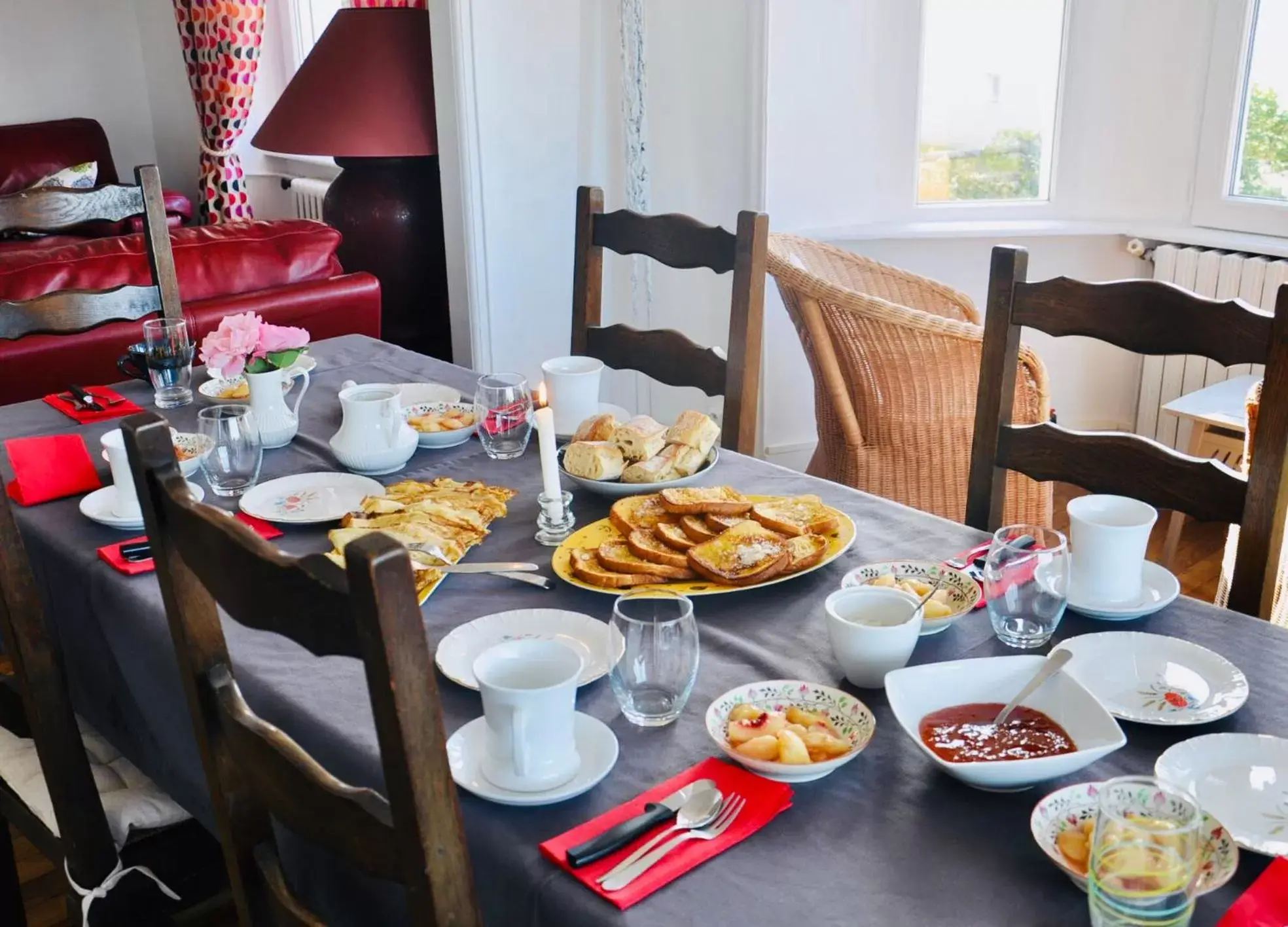 Breakfast in Les hauts de Kersudal