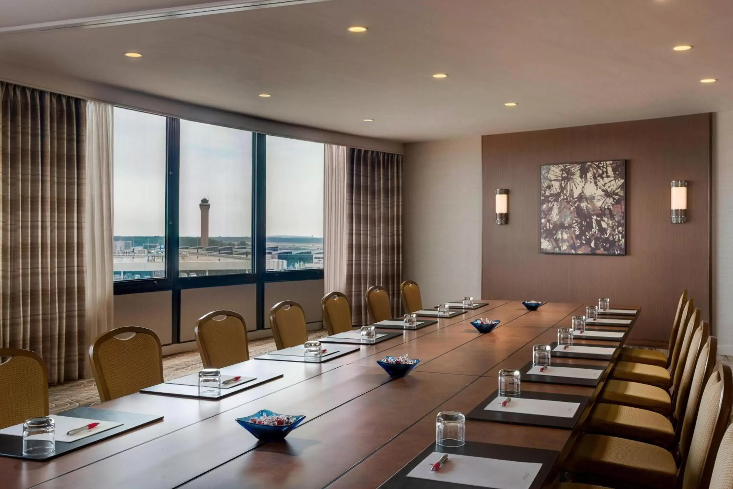 Meeting/conference room in Houston Airport Marriott at George Bush Intercontinental