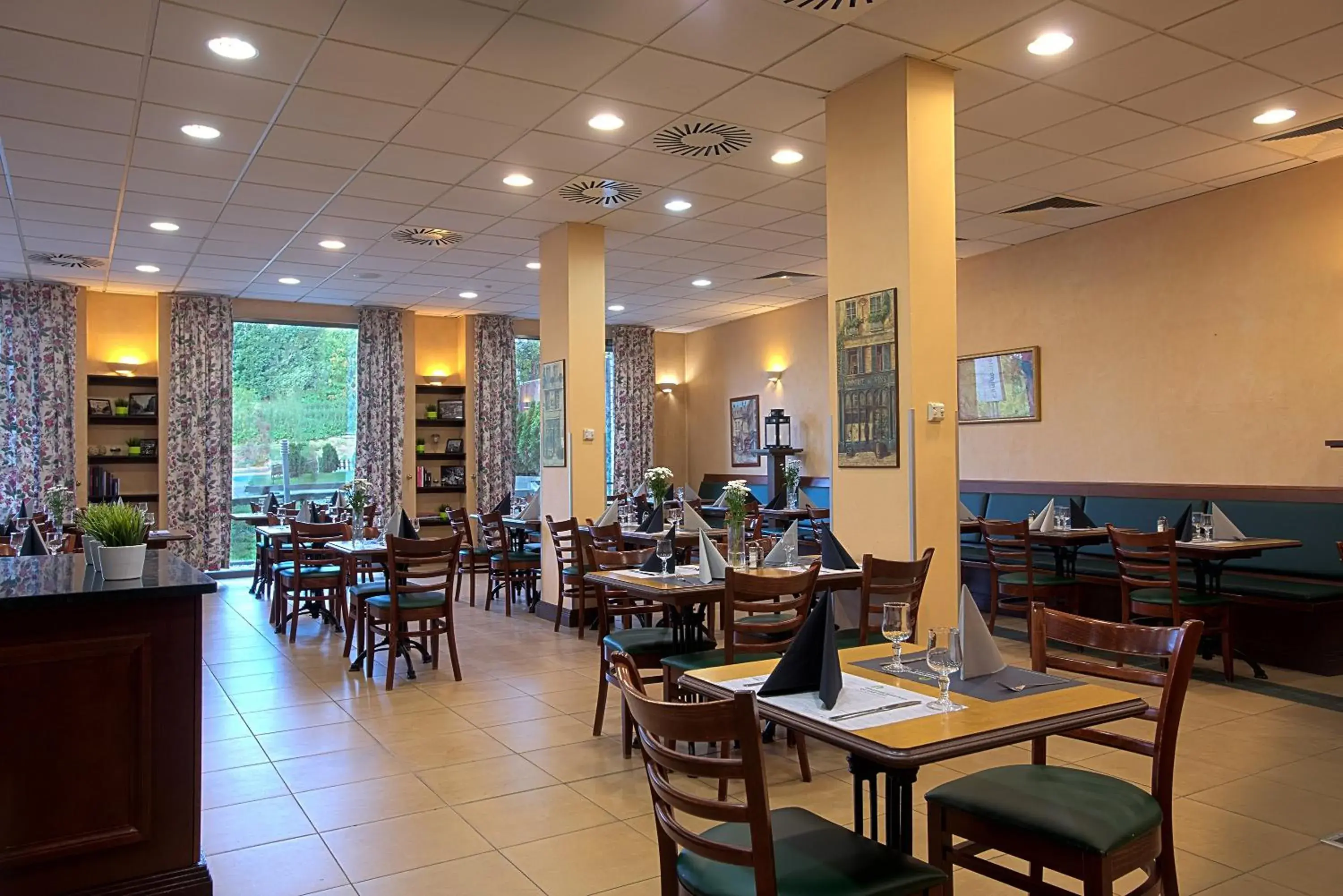 Restaurant/Places to Eat in Campanile Hotel Lublin