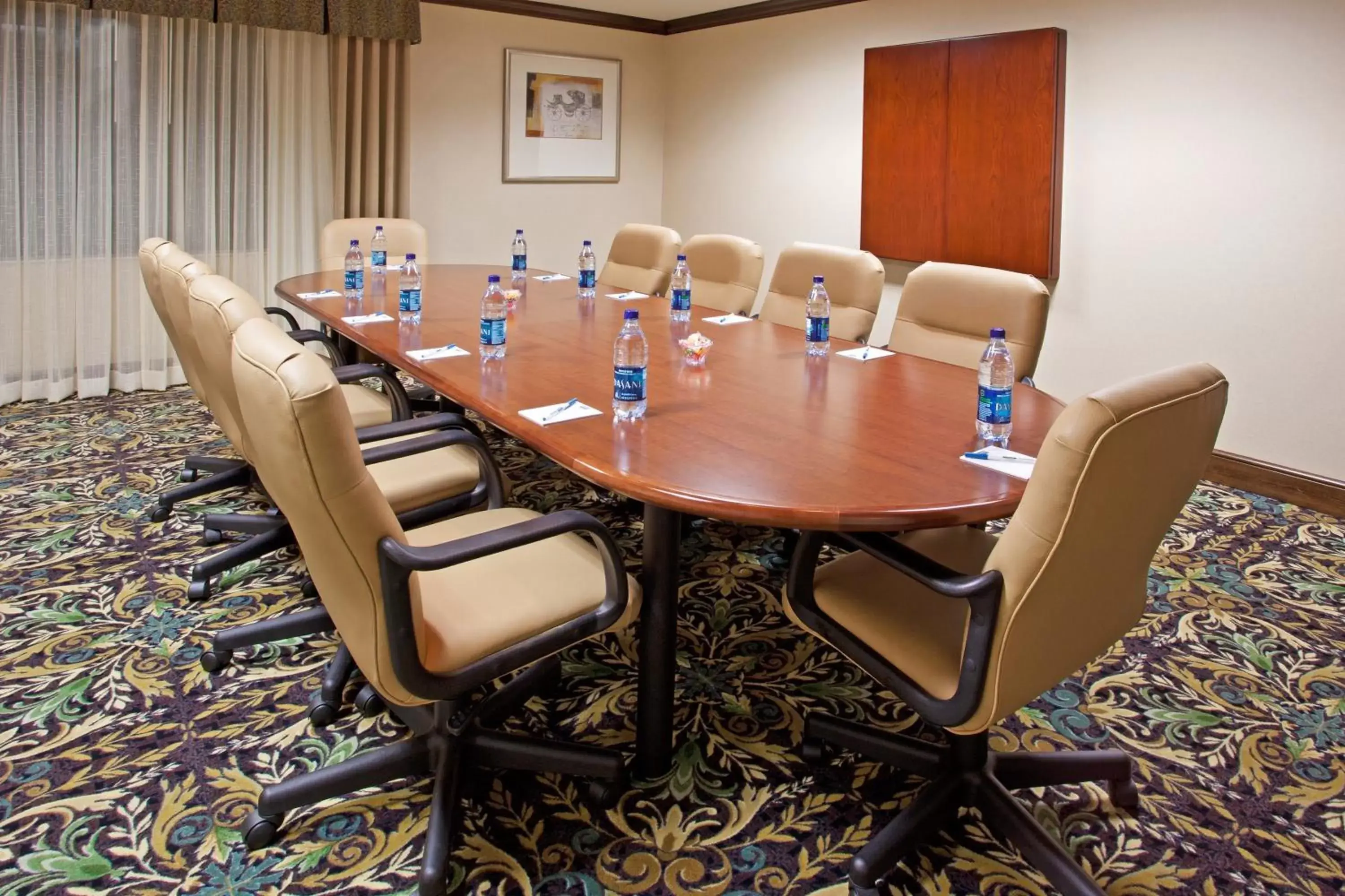 Meeting/conference room in Staybridge Suites Akron-Stow-Cuyahoga Falls, an IHG Hotel