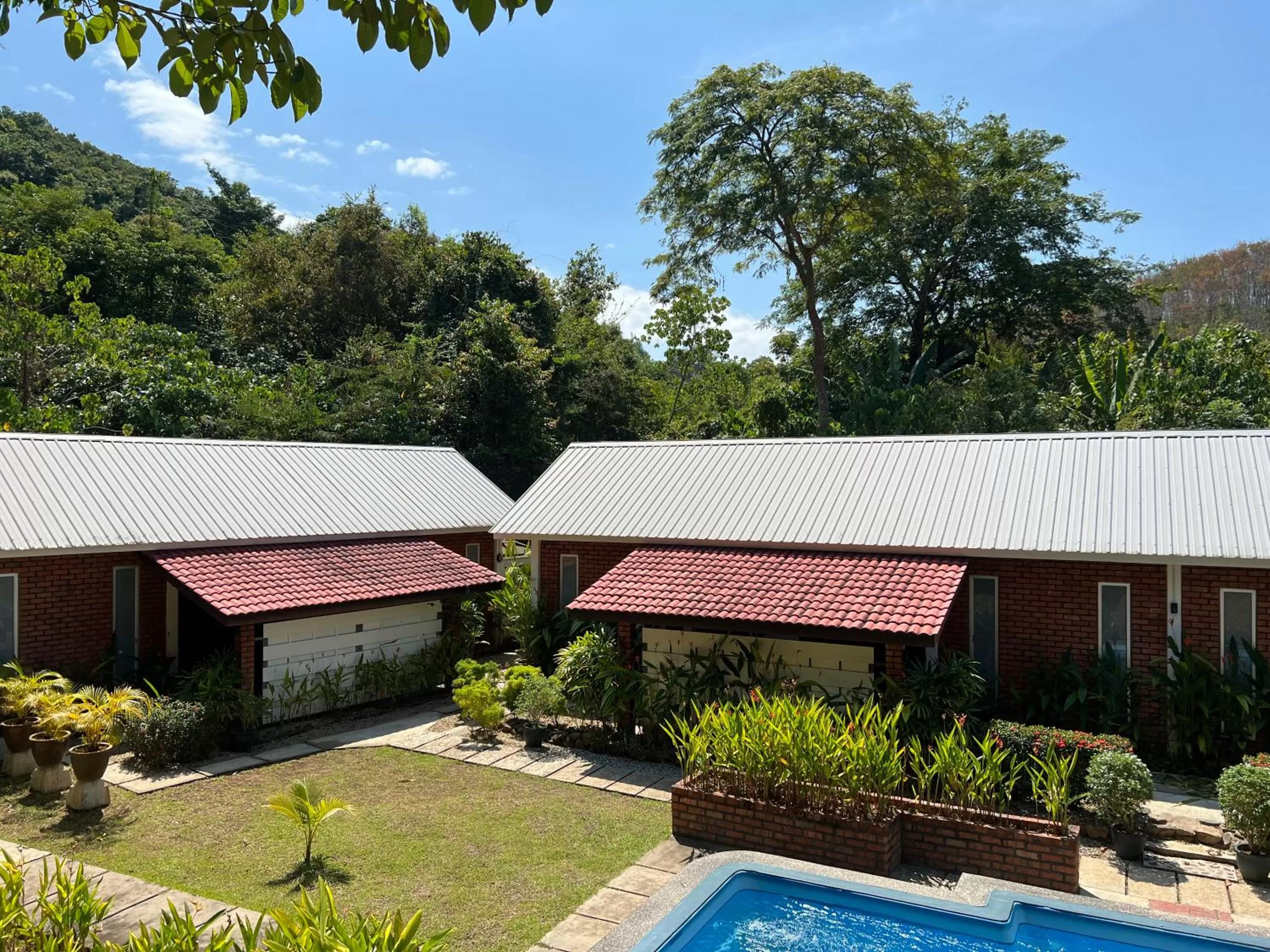 Hujung Kampung Resort