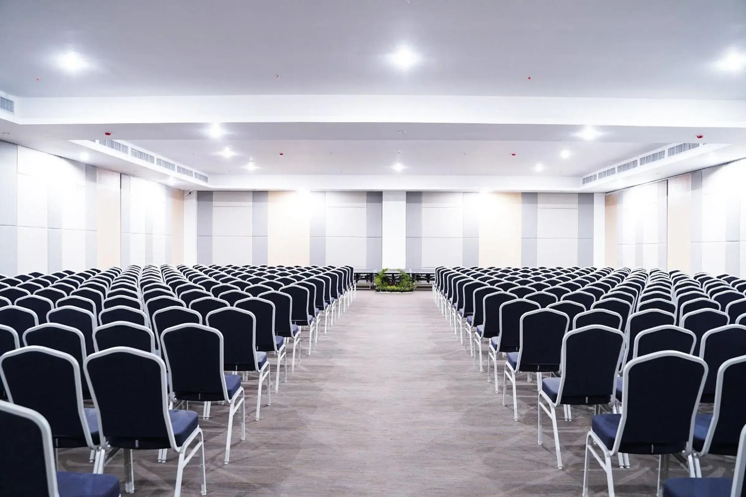 Meeting/conference room in PALM PARK Hotel Surabaya