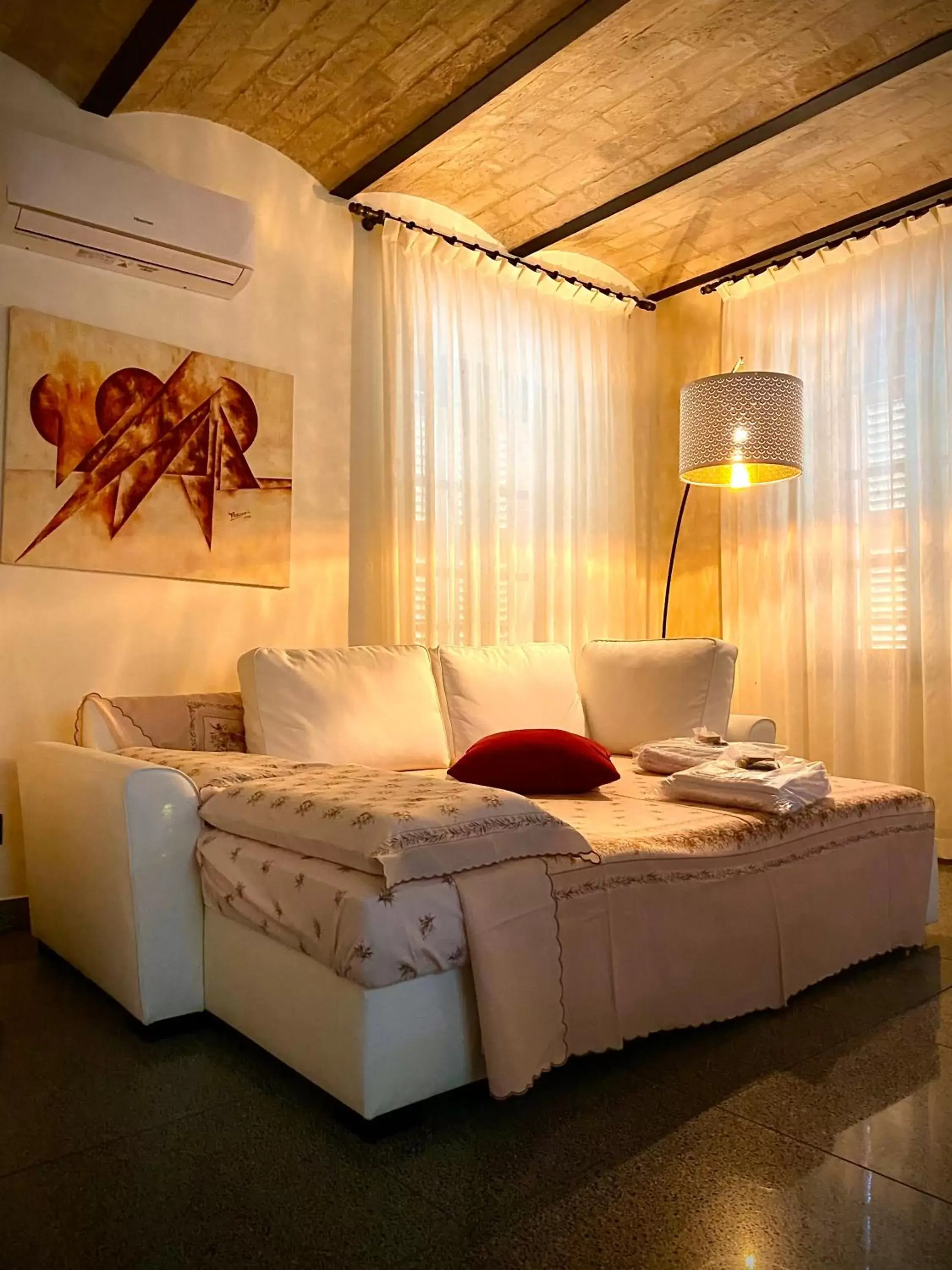 Living room, Bed in B&B Terrazza Sul Borgo