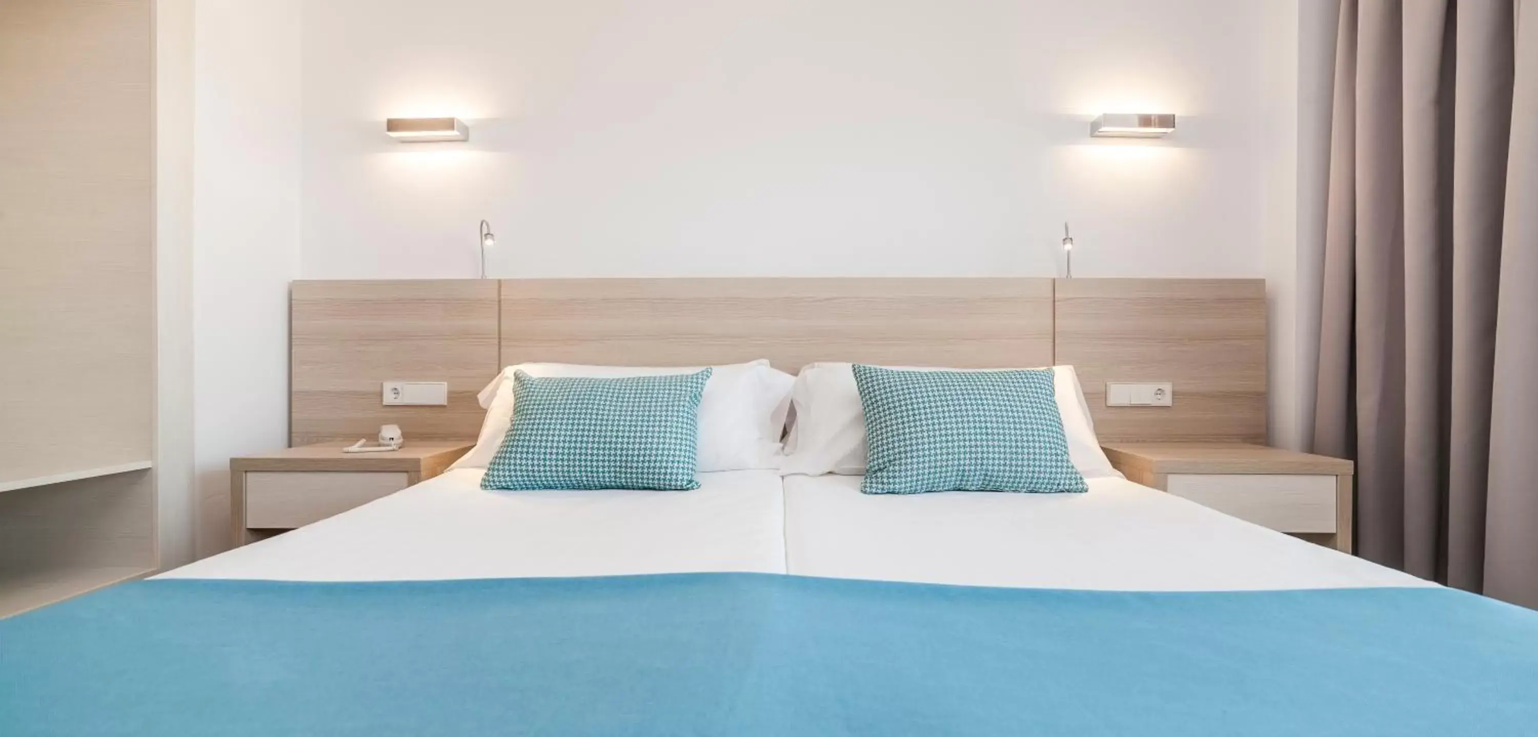 Bedroom, Bed in Globales Mimosa Bedroom, Bed in Globales Mimosa