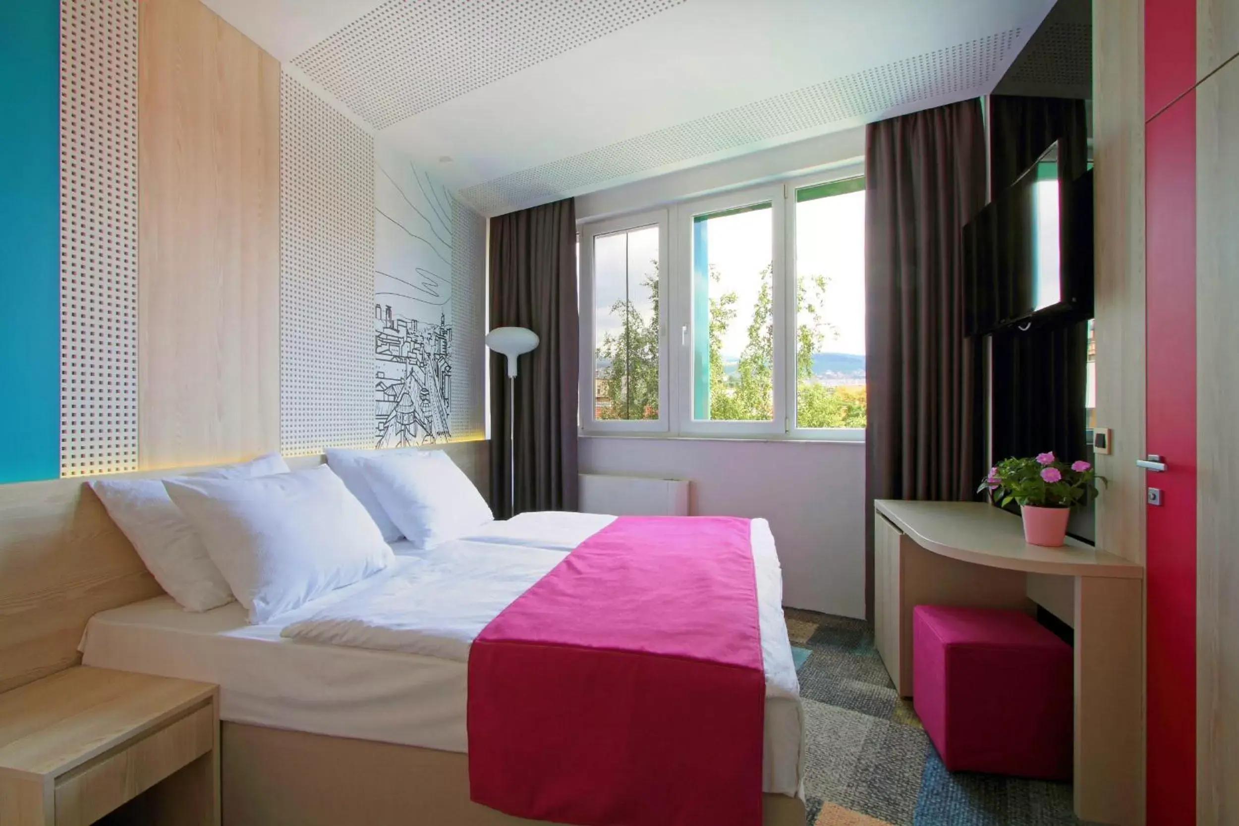 Bedroom, Bed in Hotel Cosmopolit Bedroom, Bed in Hotel Cosmopolit