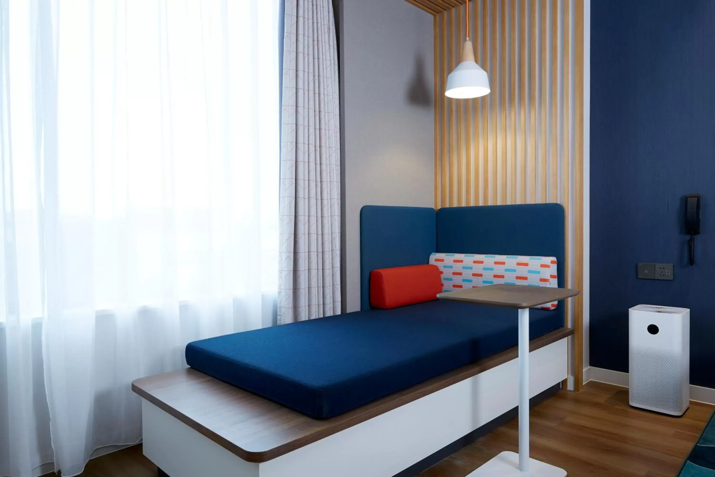 Superior Twin Room - Non-Smoking in Holiday Inn Express Shanghai Kangqiao by IHG Superior Twin Room - Non-Smoking in Holiday Inn Express Shanghai Kangqiao by IHG