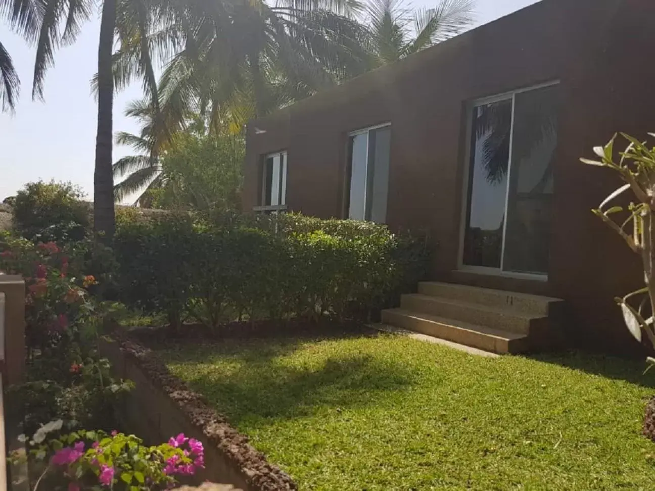 Garden, Property Building in Hotel Jardin Savana Dakar