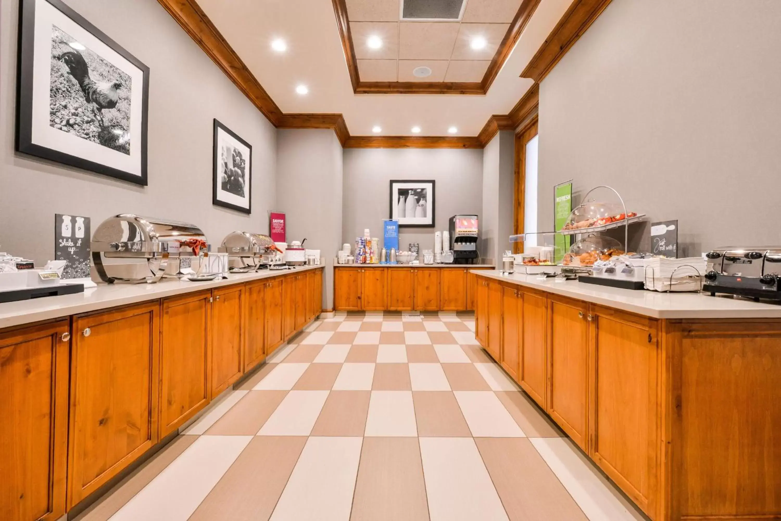 Dining area, Restaurant/Places to Eat in Hampton Inn and Suites Coeur d'Alene