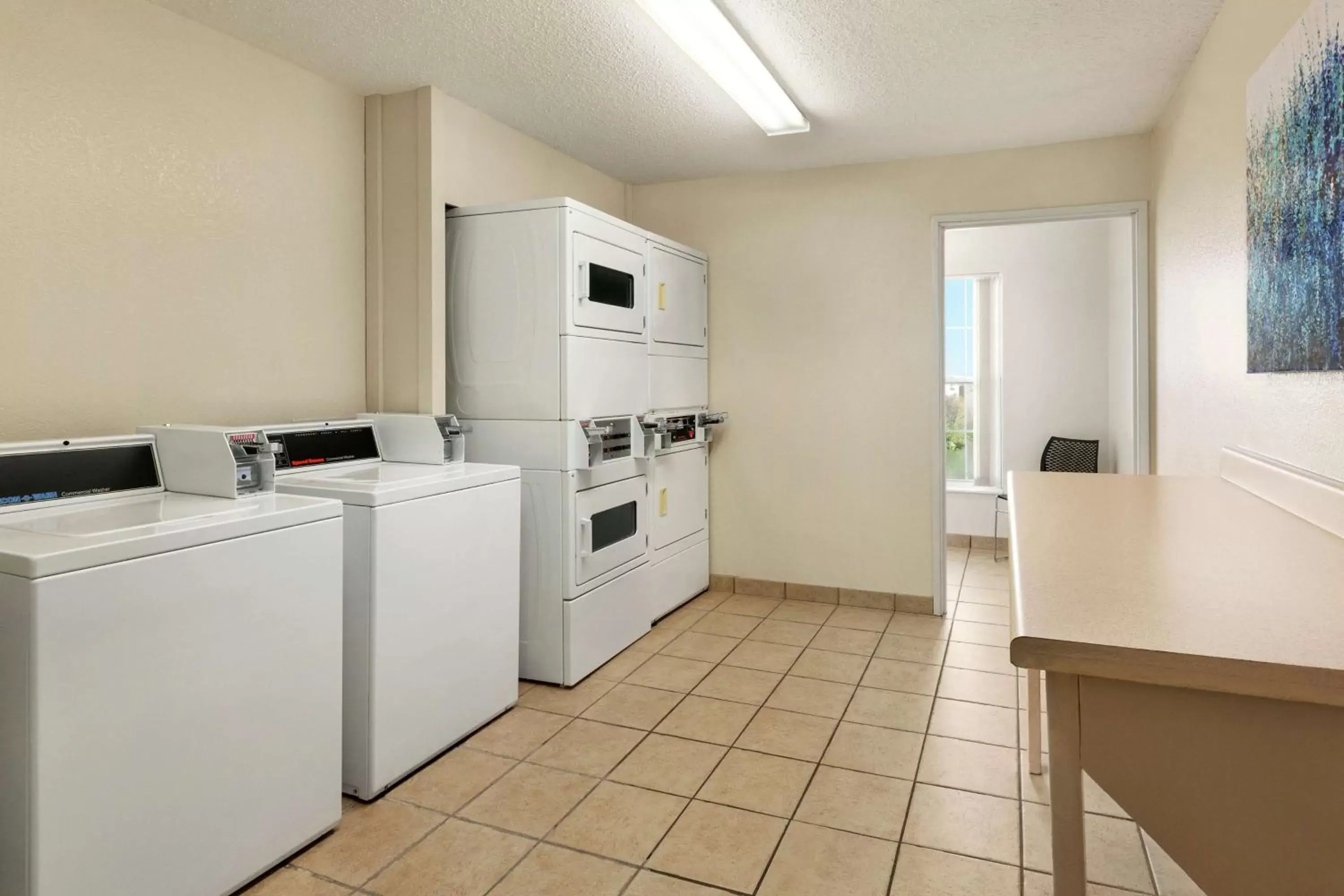 Property building, Kitchen/Kitchenette in Homewood Suites by Hilton Dallas-DFW Airport N-Grapevine