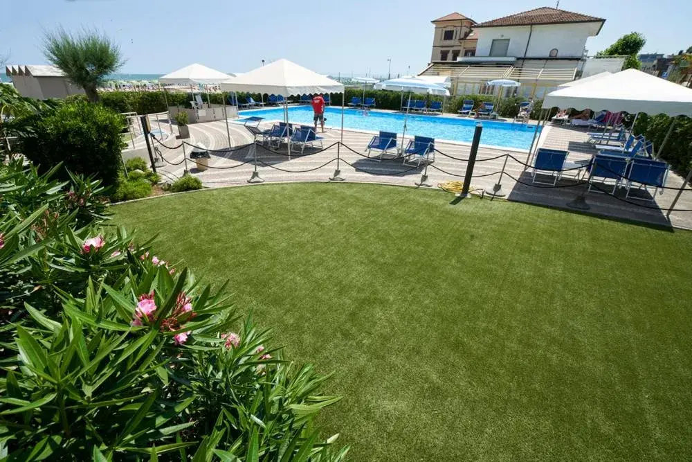 Swimming pool, Pool View in Hotel Atlantic