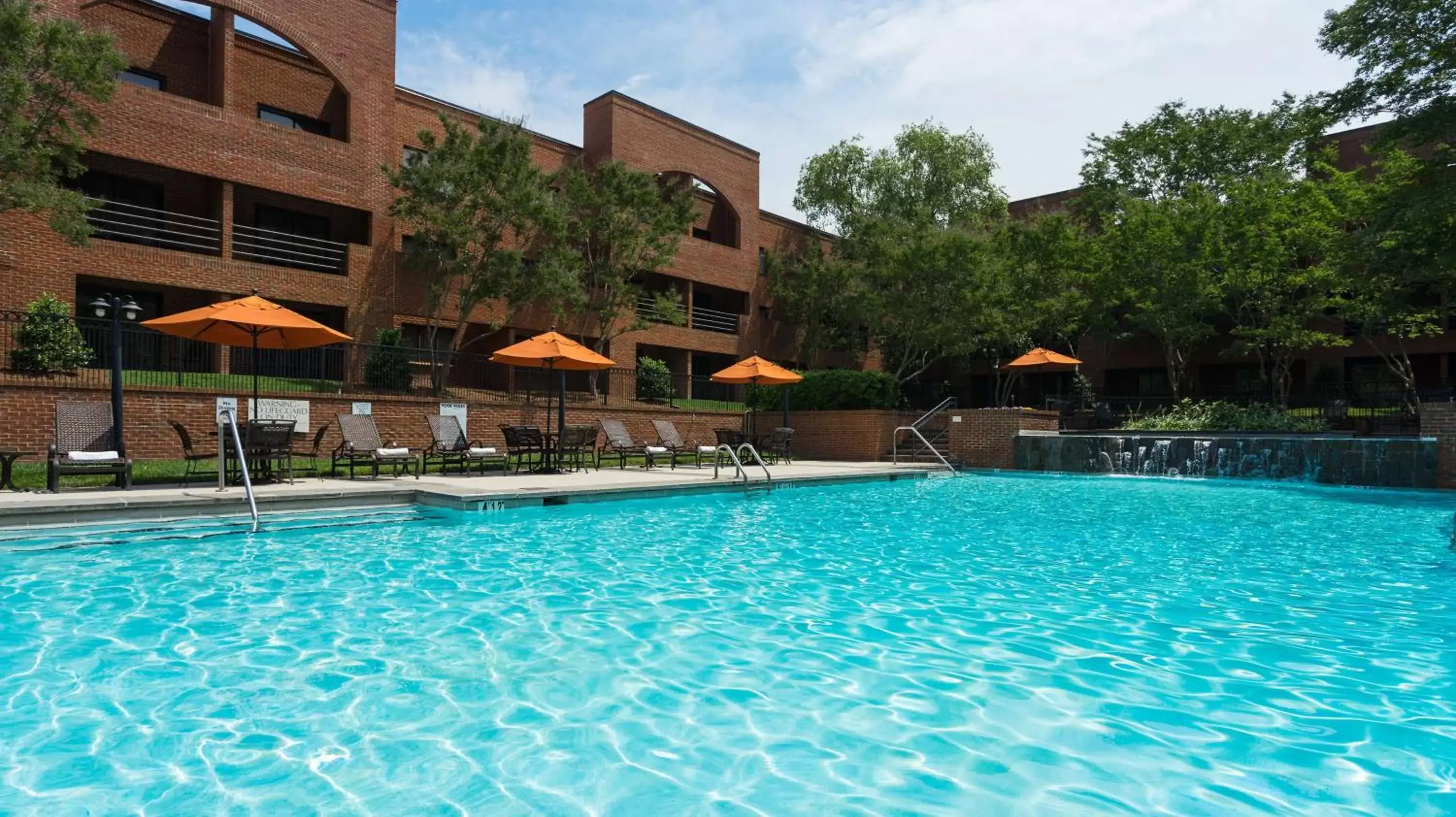 Pool view, Swimming Pool in DoubleTree Suites by Hilton Charlotte/SouthPark