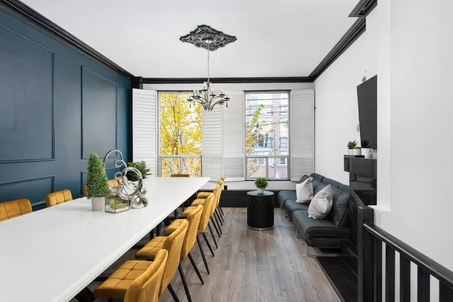 Dining Area in Queen Street Lofts