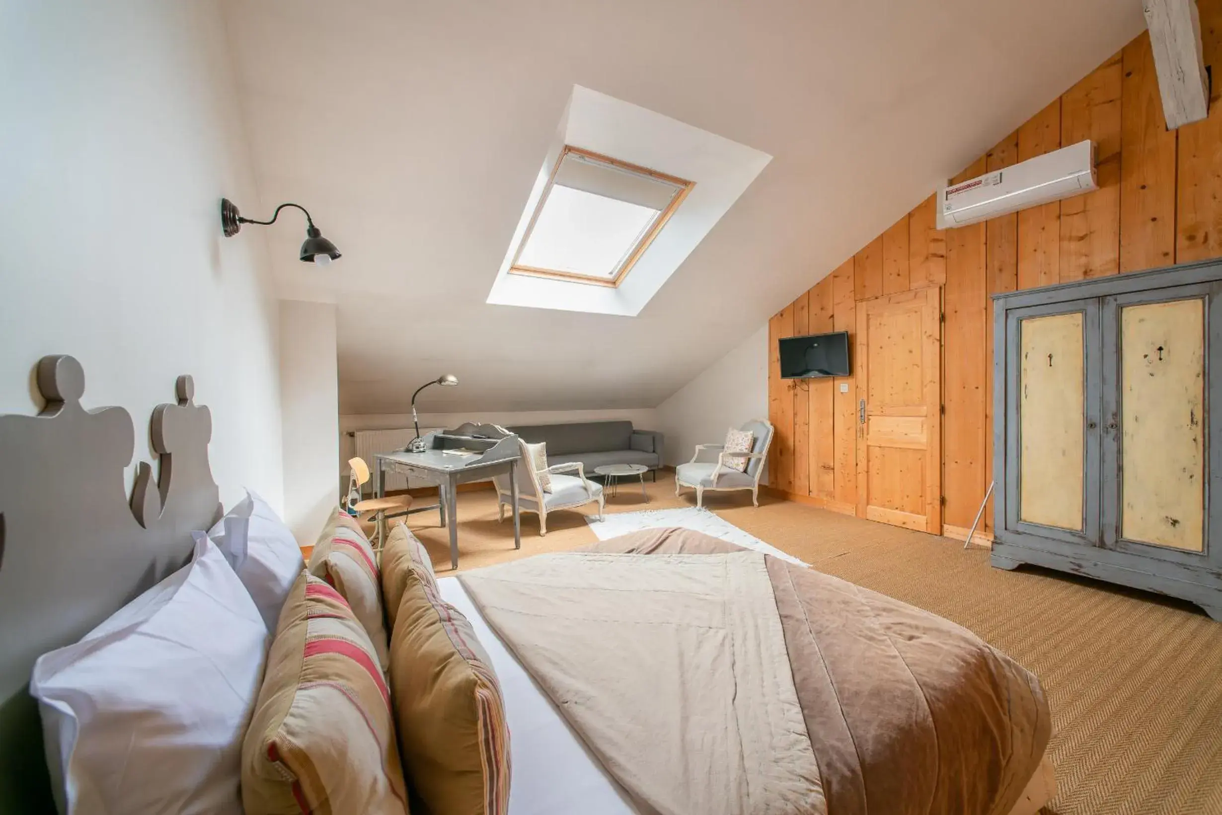 Photo of the whole room, Bed in Maison d'hôtes Villa Richelieu