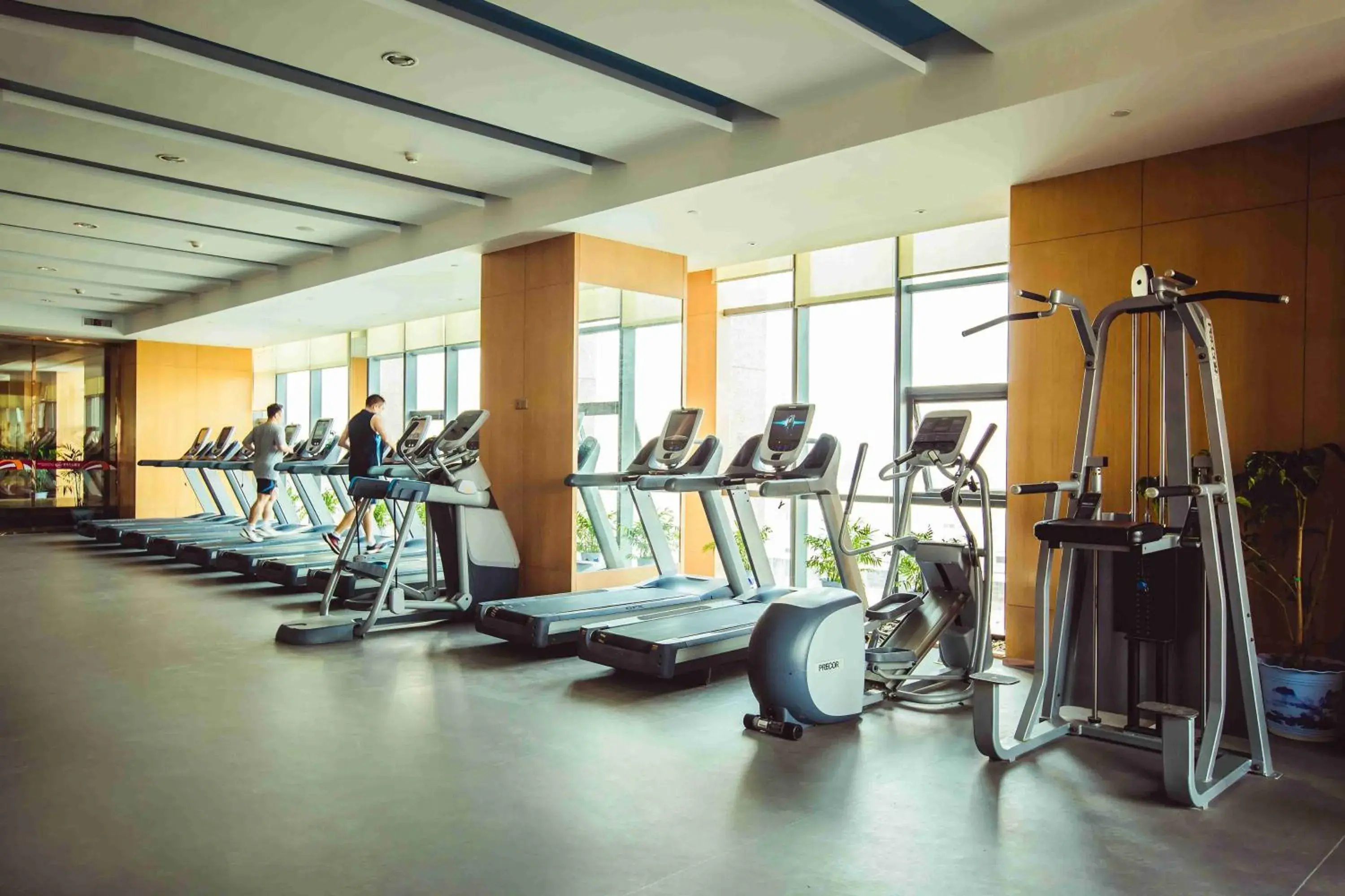 Fitness centre/facilities, Fitness Center/Facilities in WorldHotel Grand Jiaxing Hunan