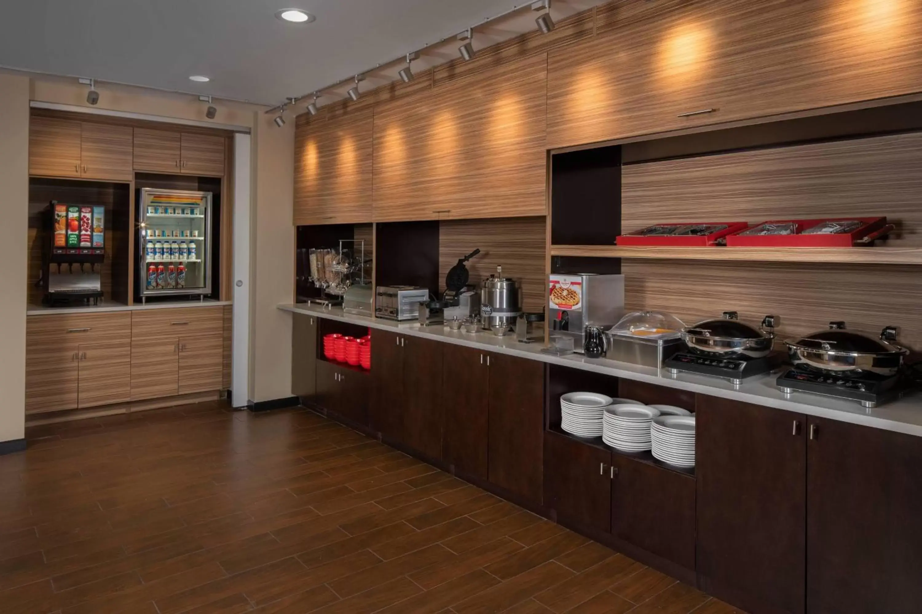 Breakfast, Kitchen/Kitchenette in TownePlace by Marriott Suites Clarksville