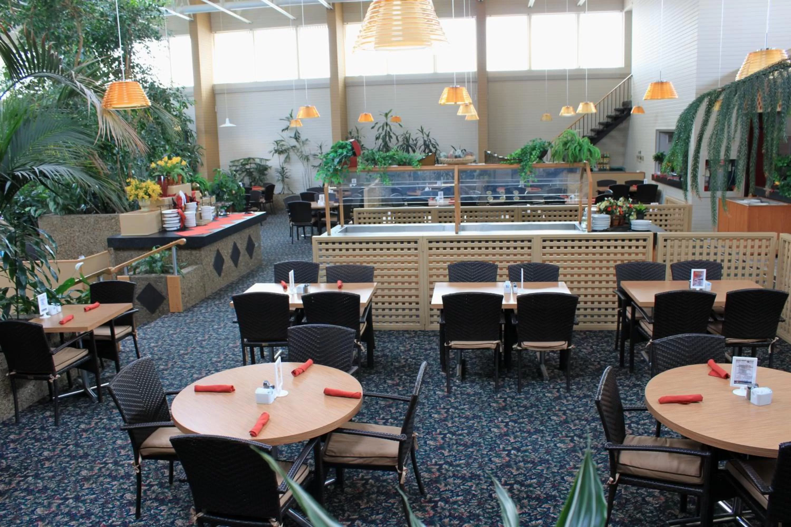 Restaurant/places to eat in Westlock Inn & Conference Centre