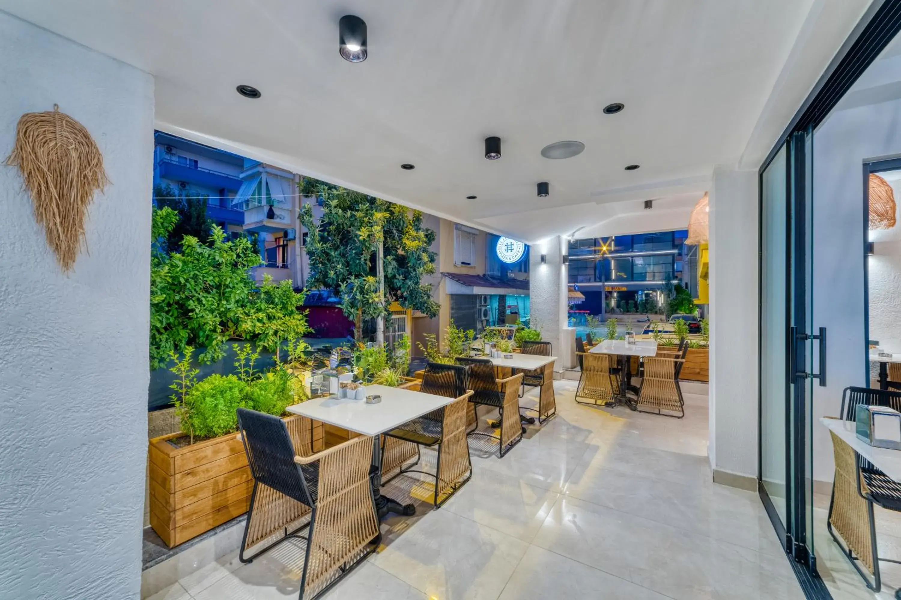 Restaurant/places to eat in Hildegard Hotel Restaurant/places to eat in Hildegard Hotel