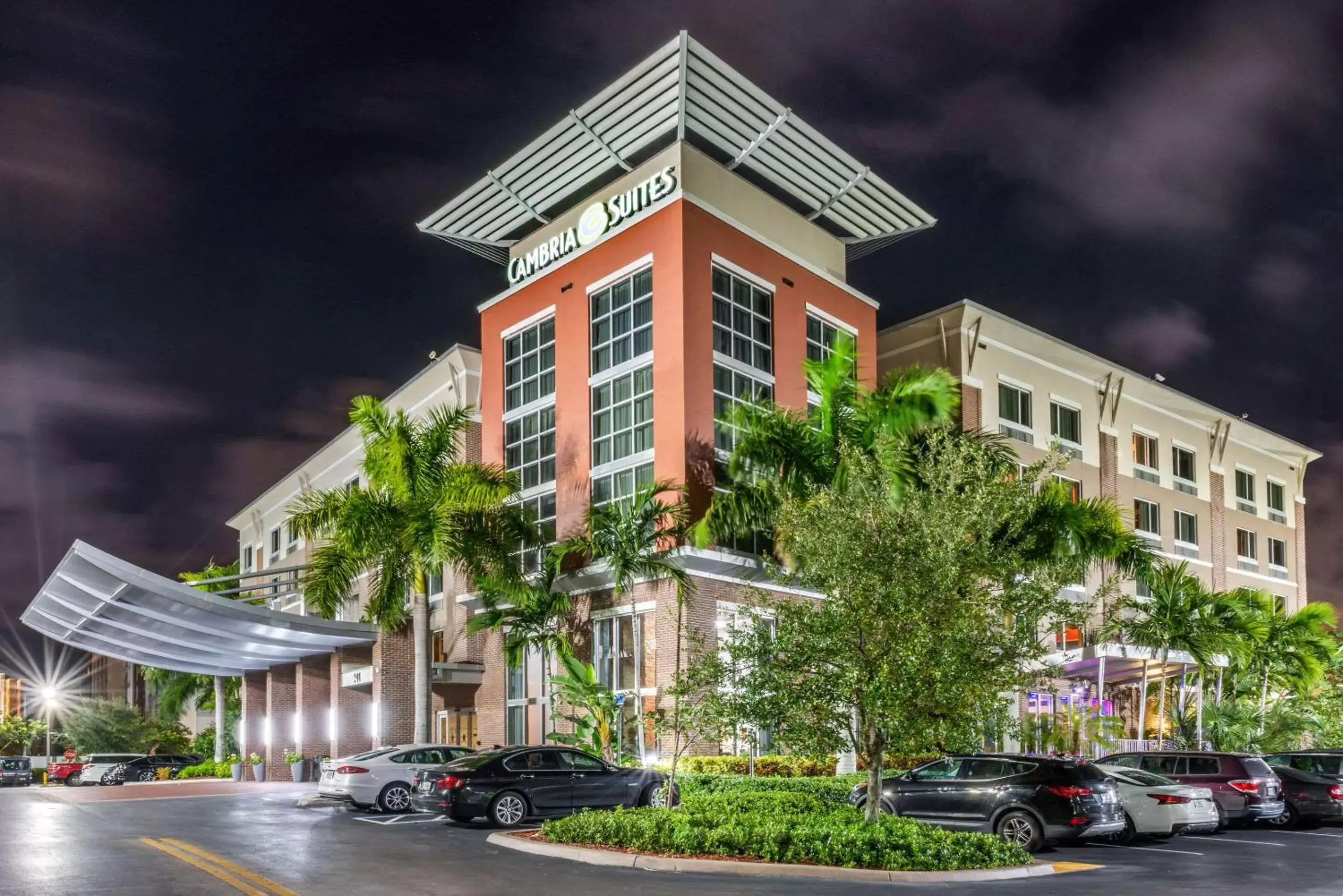 Property building in Cambria Hotel Ft Lauderdale, Airport South & Cruise Port Property building in Cambria Hotel Ft Lauderdale, Airport South & Cruise Port