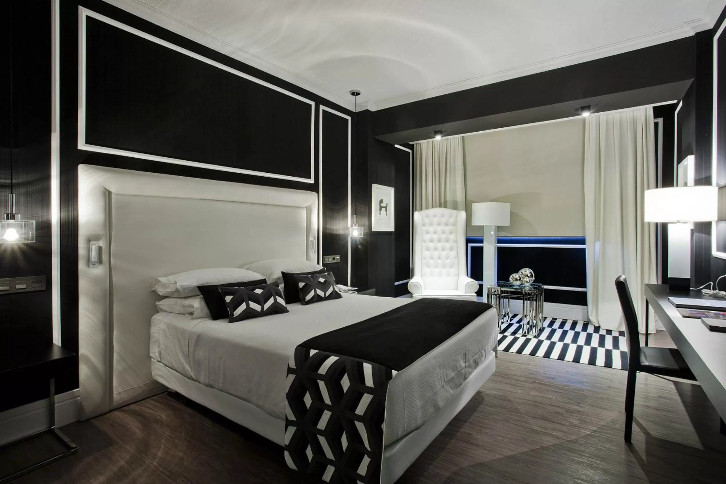 Photo of the whole room, Bed in Hotel Tres Reyes Pamplona