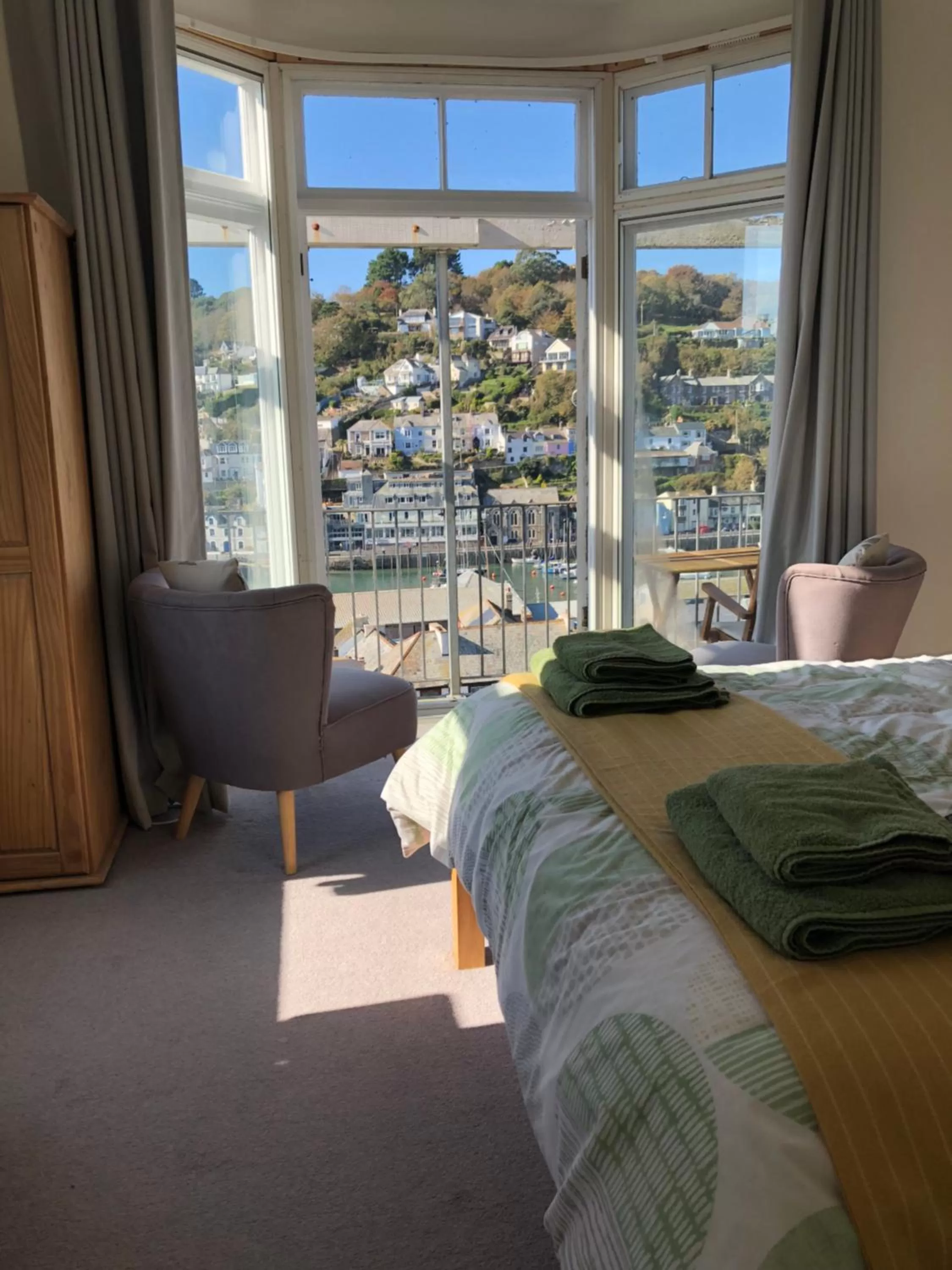 View (from property/room), Bed in Penwyn Bed and Breakfast