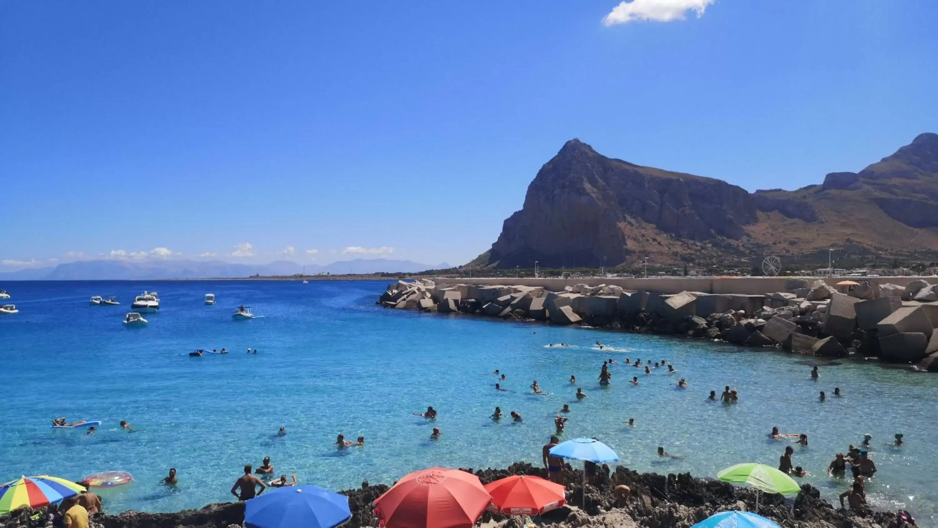 APPARTAMENTO A SAN VITO LO CAPO STANZA CON BAGNO