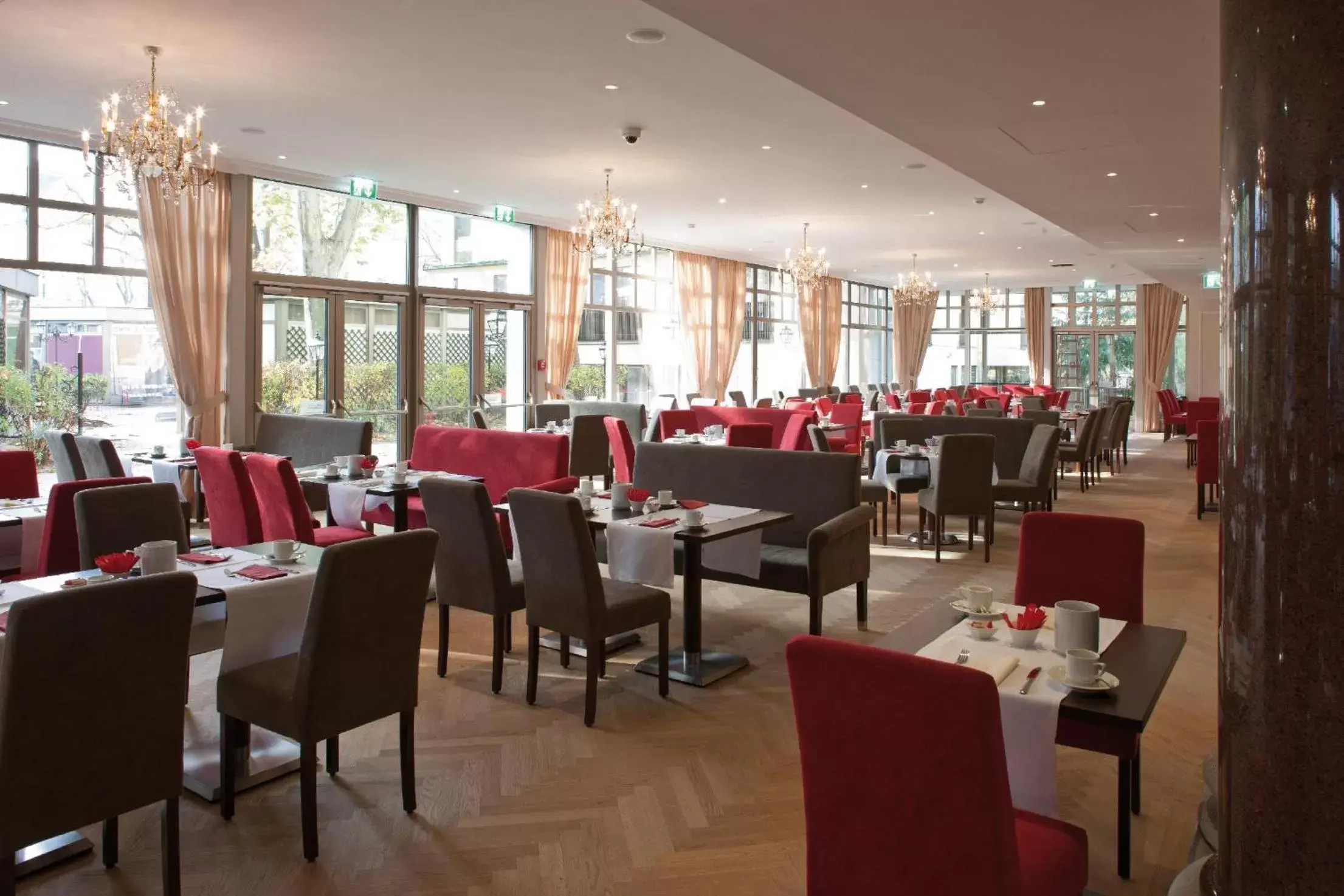 Restaurant/Places to Eat in Austria Trend Parkhotel Schönbrunn Wien