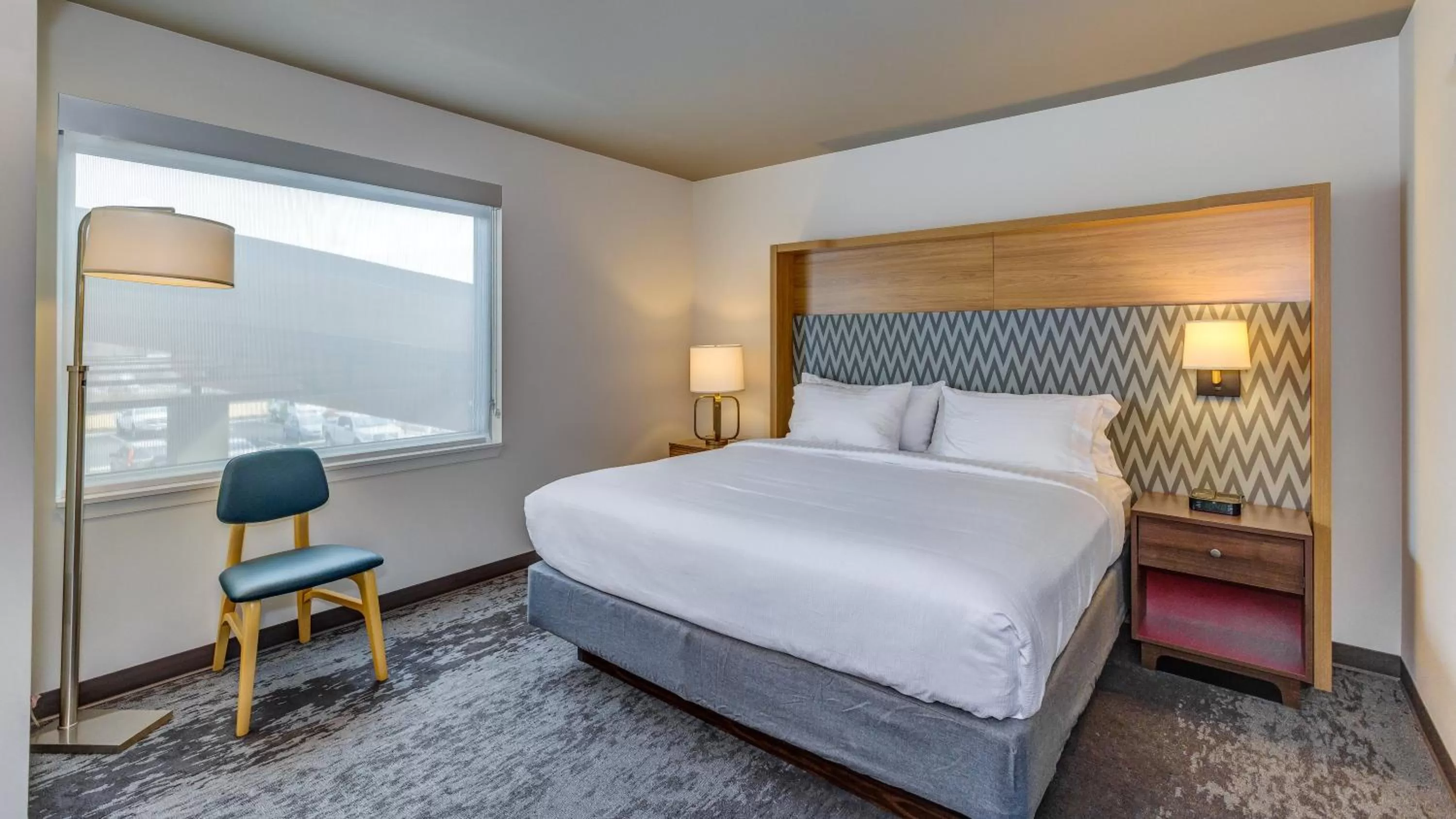 Photo of the whole room, Bed in Holiday Inn & Suites Bellingham by IHG