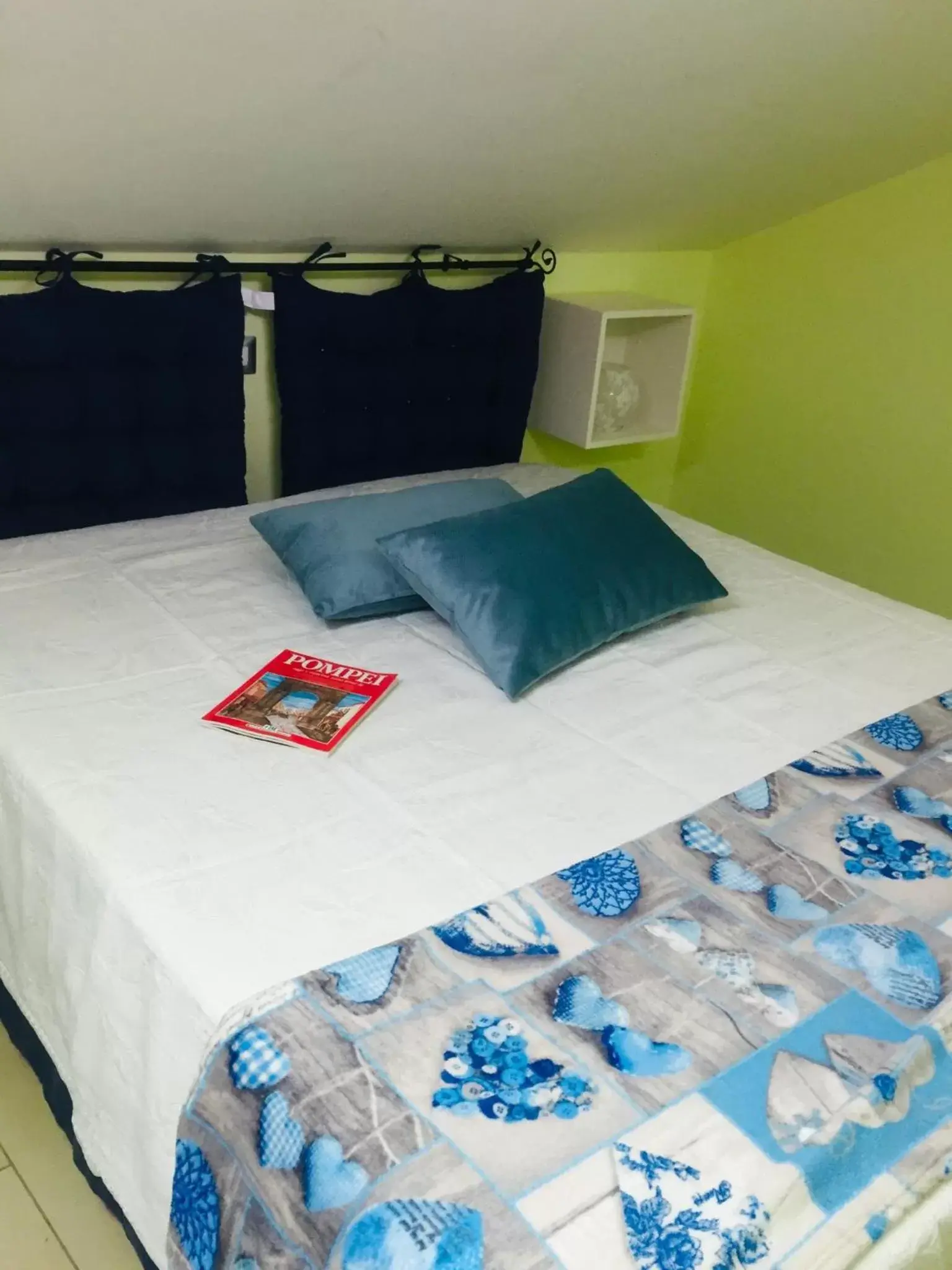 Double or Twin Room with Terrace in B&B FRAI Double or Twin Room with Terrace in B&B FRAI