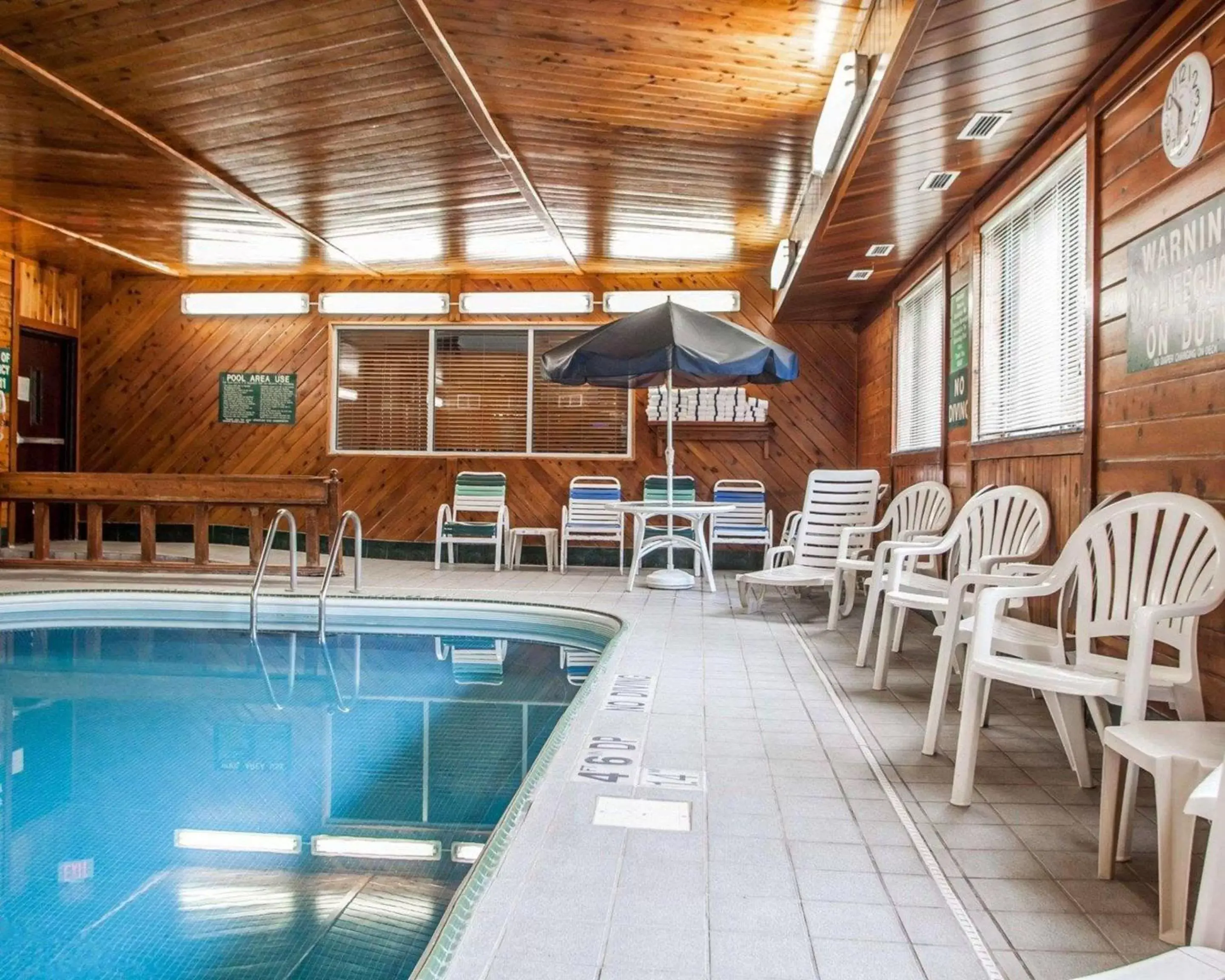 On site, Swimming Pool in Quality Inn Beloit