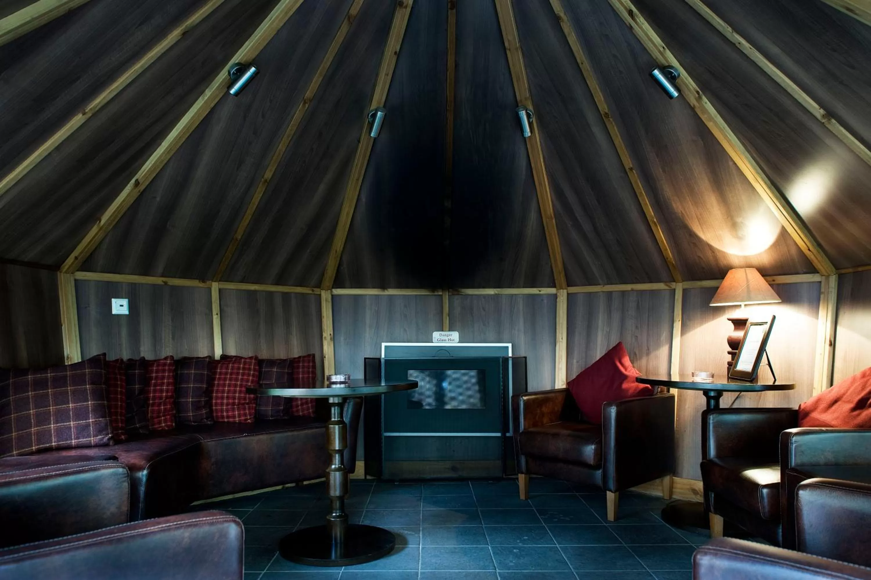 Lounge or bar in One Devonshire Gardens a Hotel Du Vin